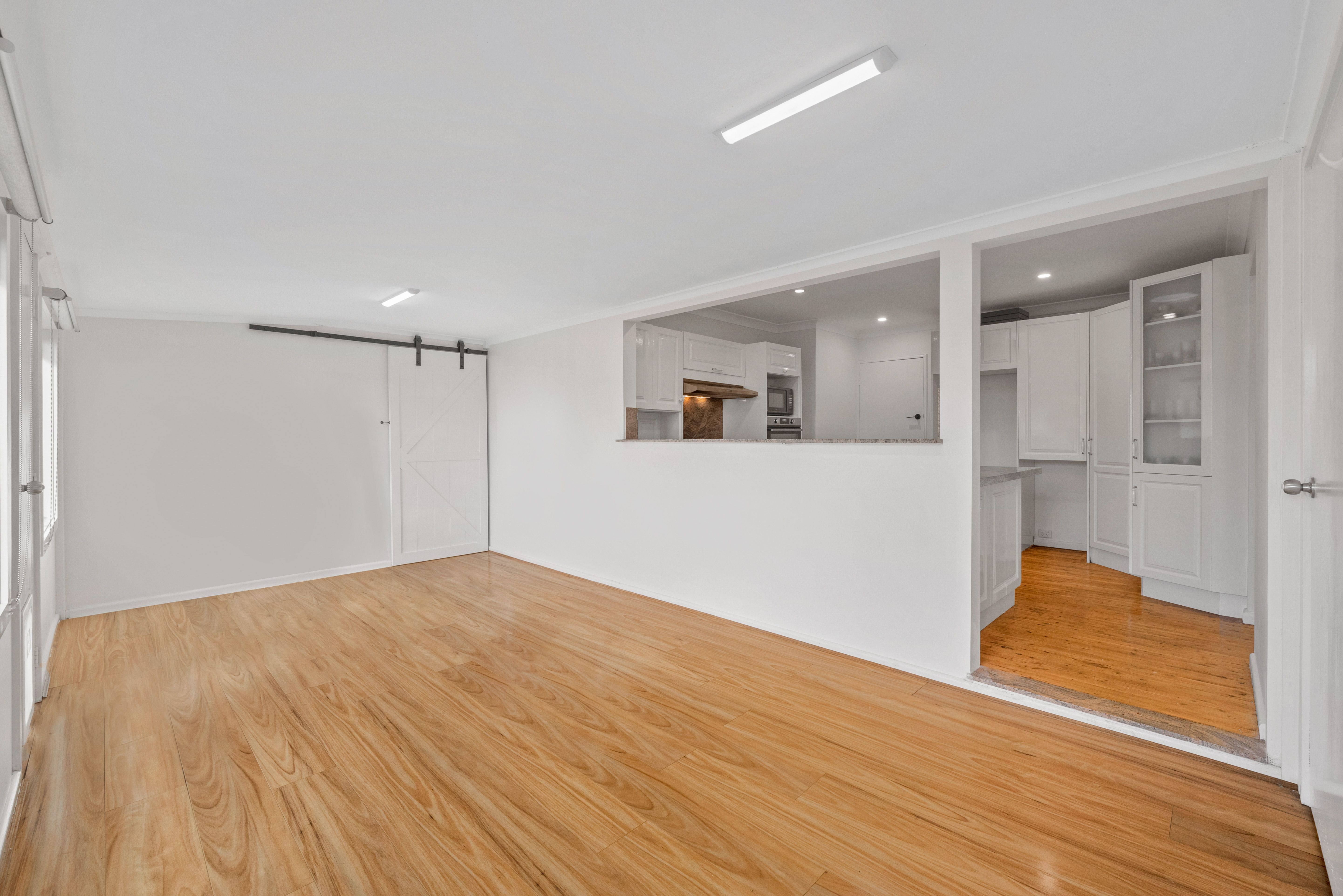 5 Campbellfield Avenue — photo 6 of 12