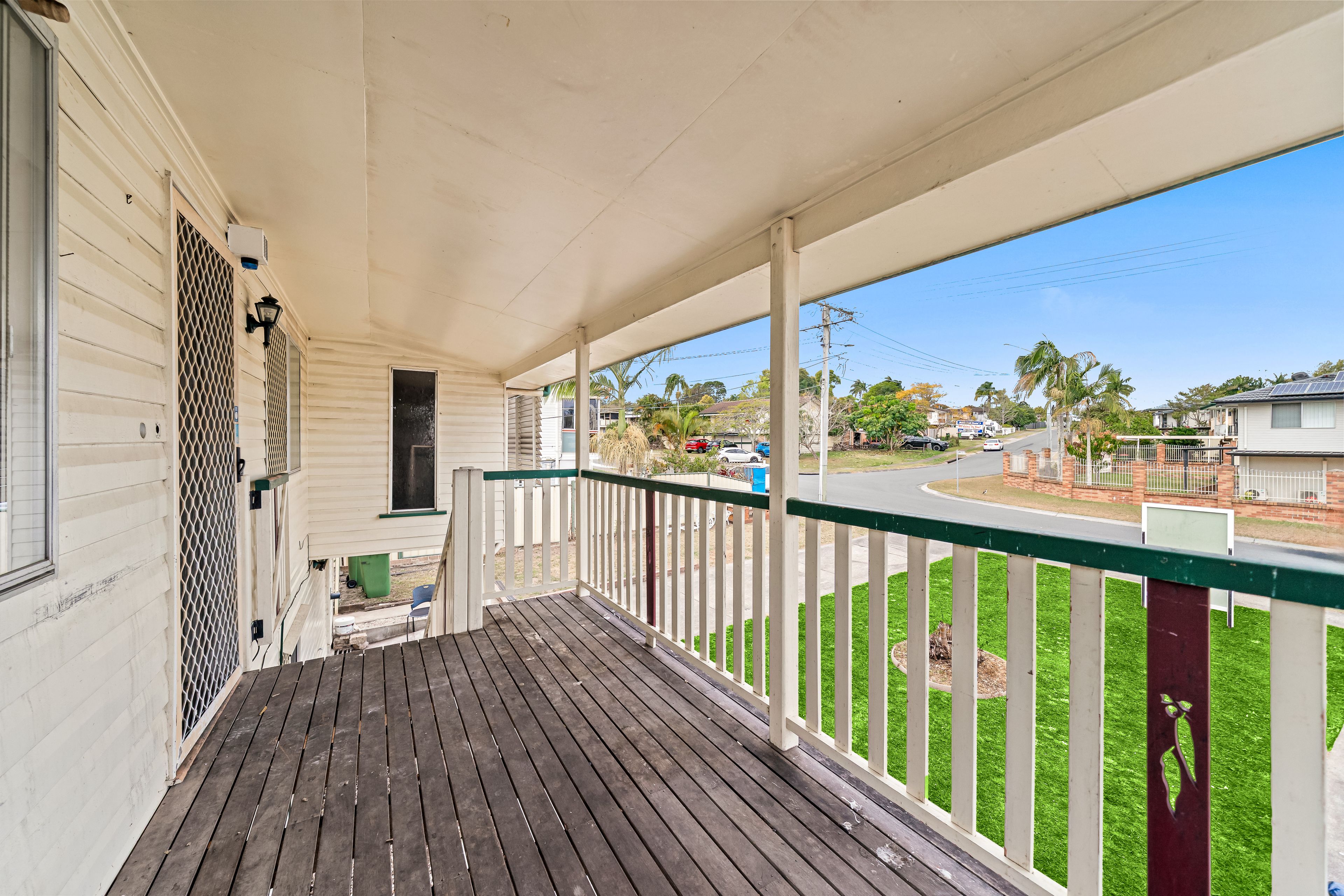 53 Jarrah Crescent — photo 3 of 30
