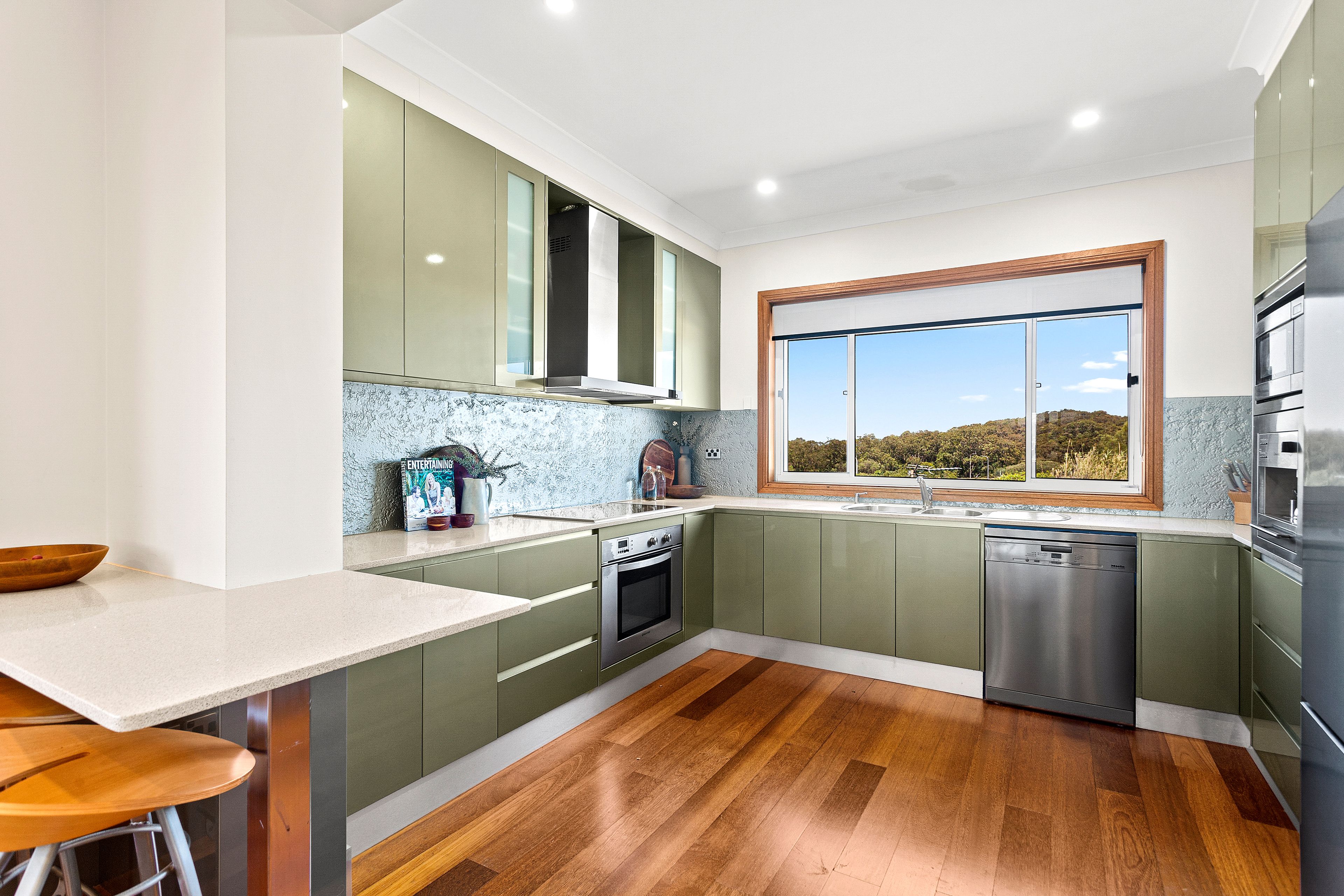 15 Korrongulla Crescent, Primbee, NSW 2502