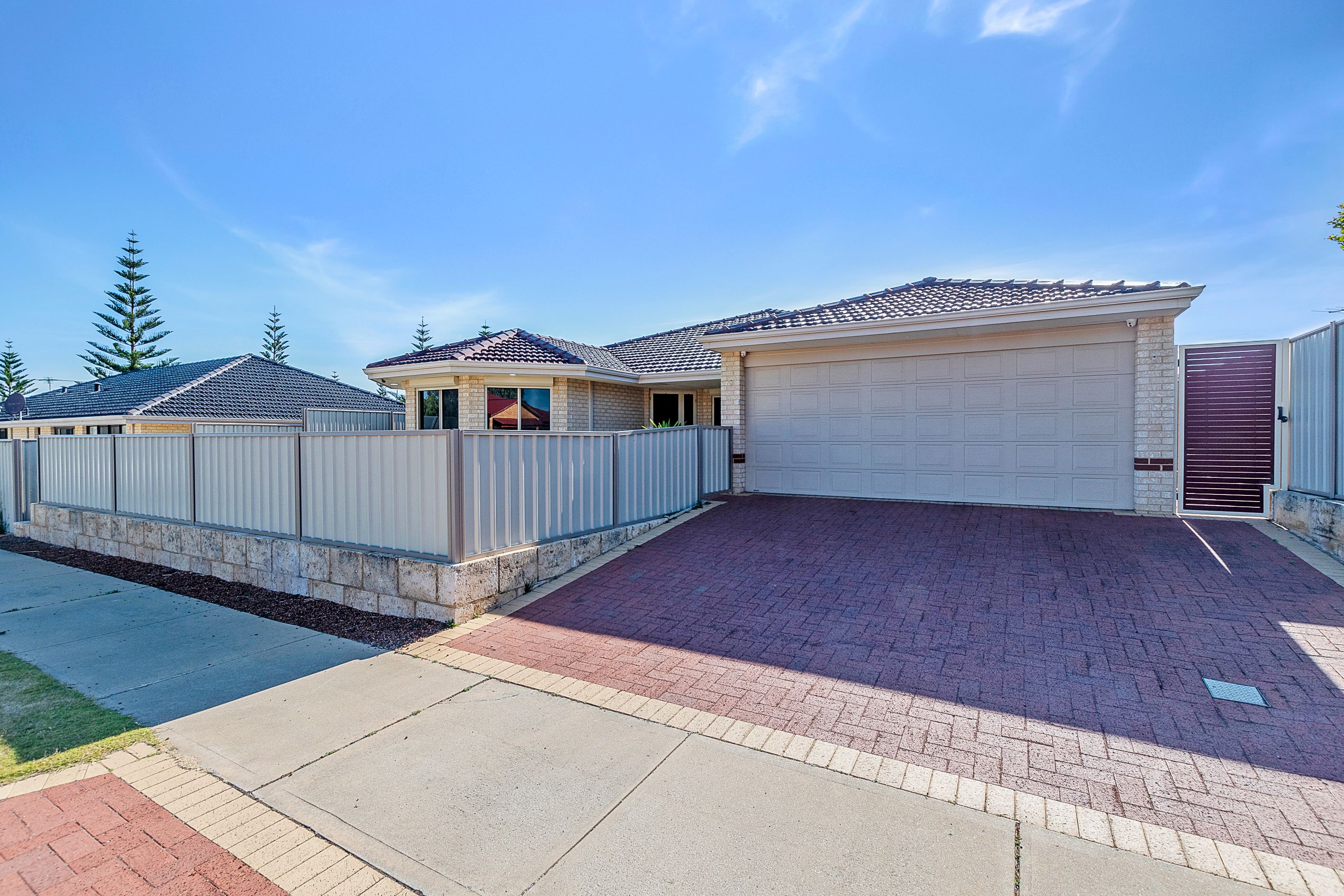 17 Bonaparte Drive, Secret Harbour, WA 6173