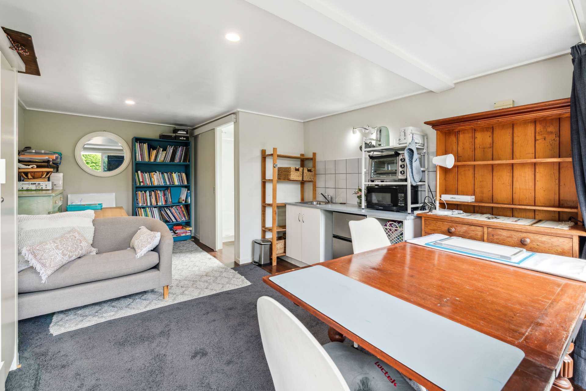 16 Colmar Road photo 27