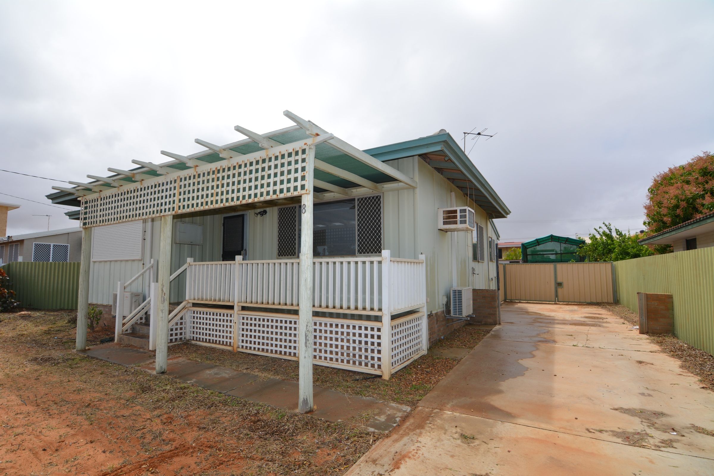 8 Gooch Street, Carnarvon WA 6701