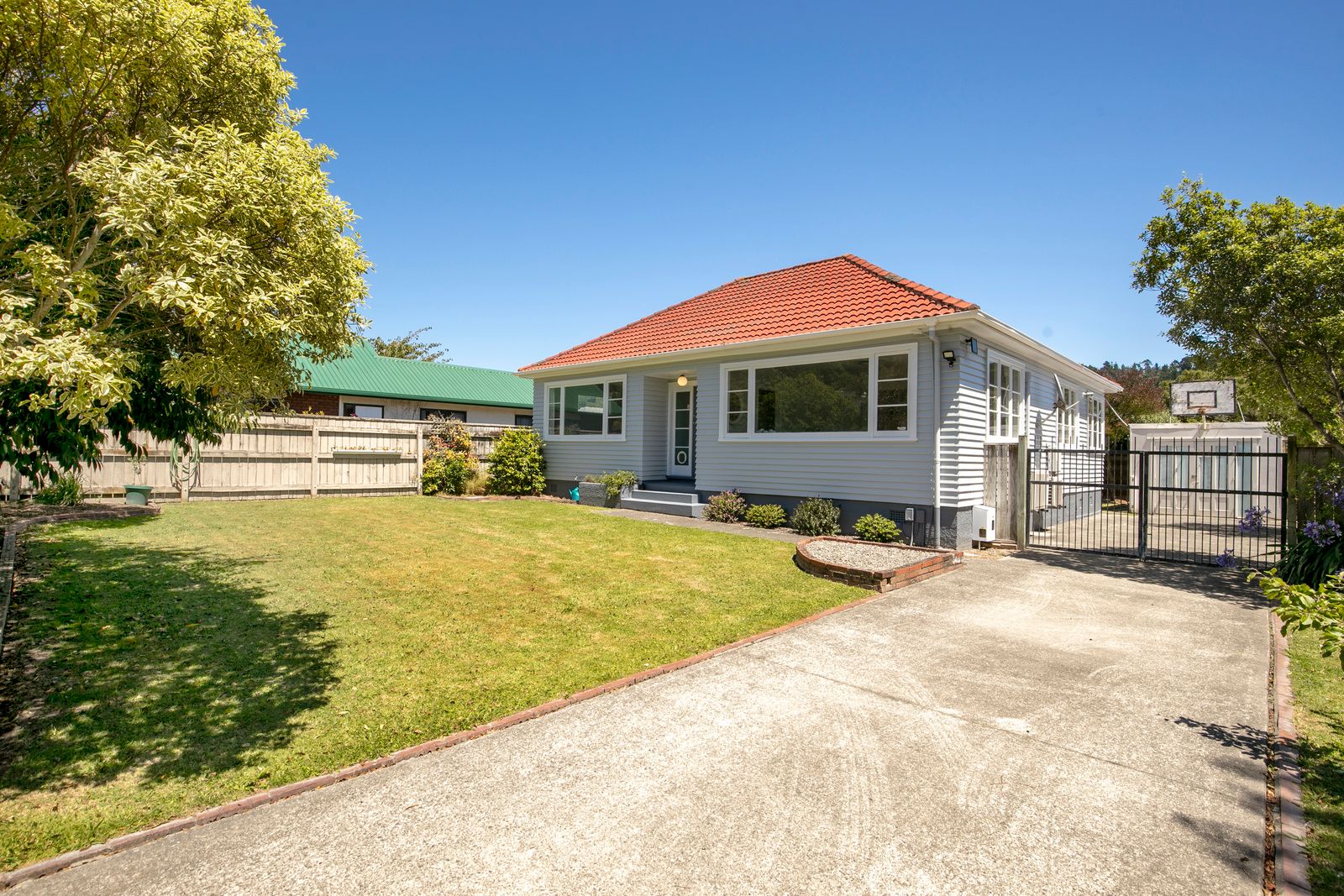 20 Montgomery Street, Stokes Valley, Lower Hutt City