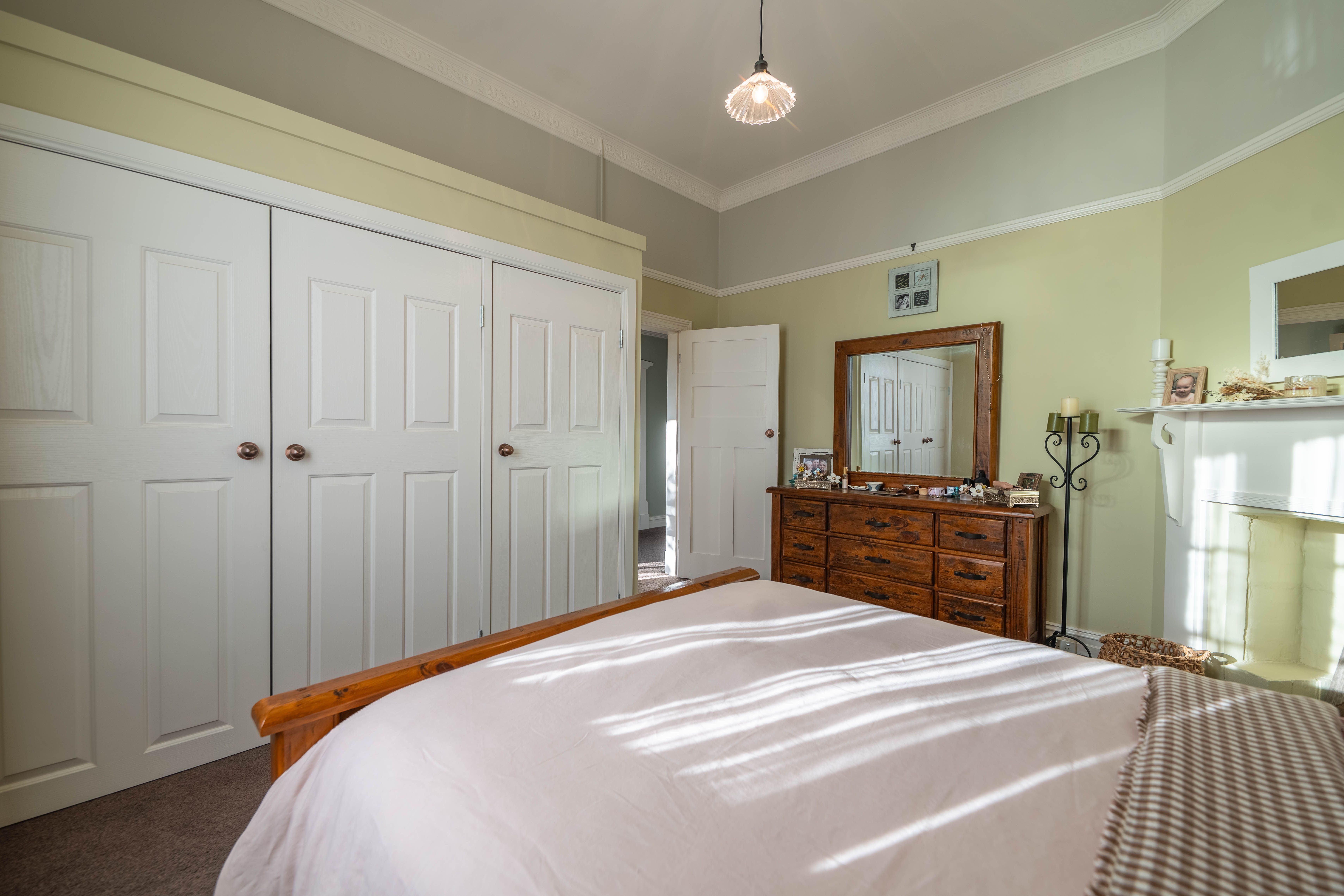 17 Hill Street — photo 14 of 26