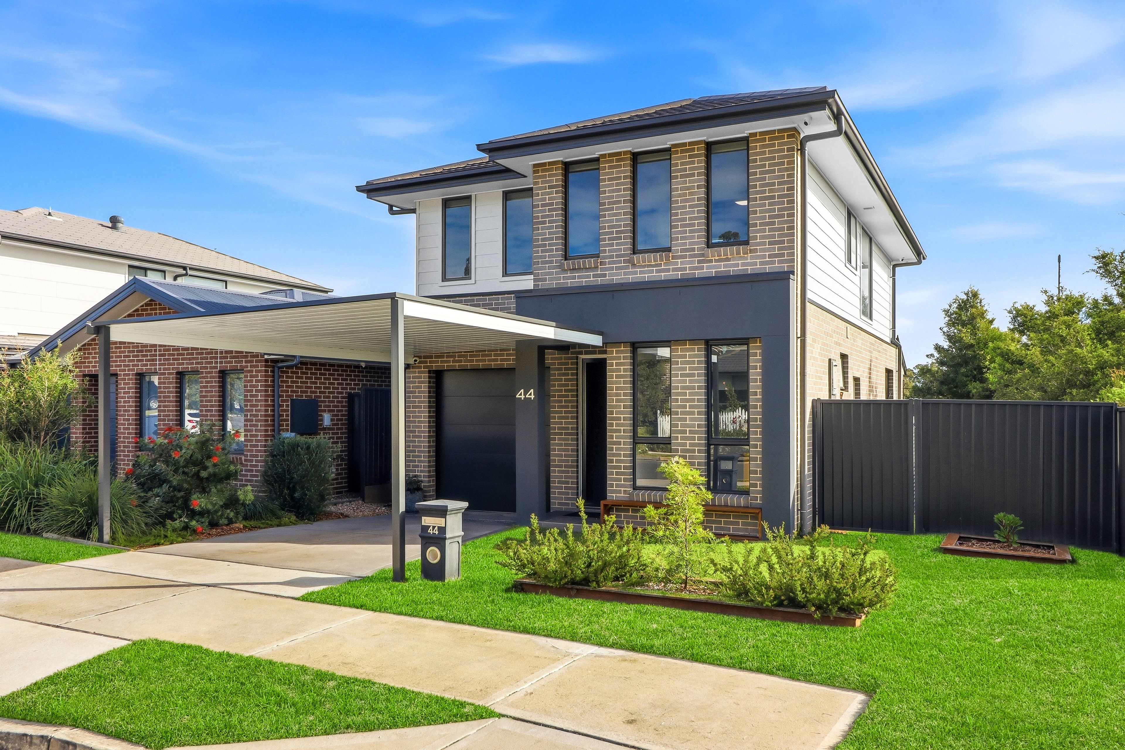 44 Kirsh Street — photo from Ray White United Group