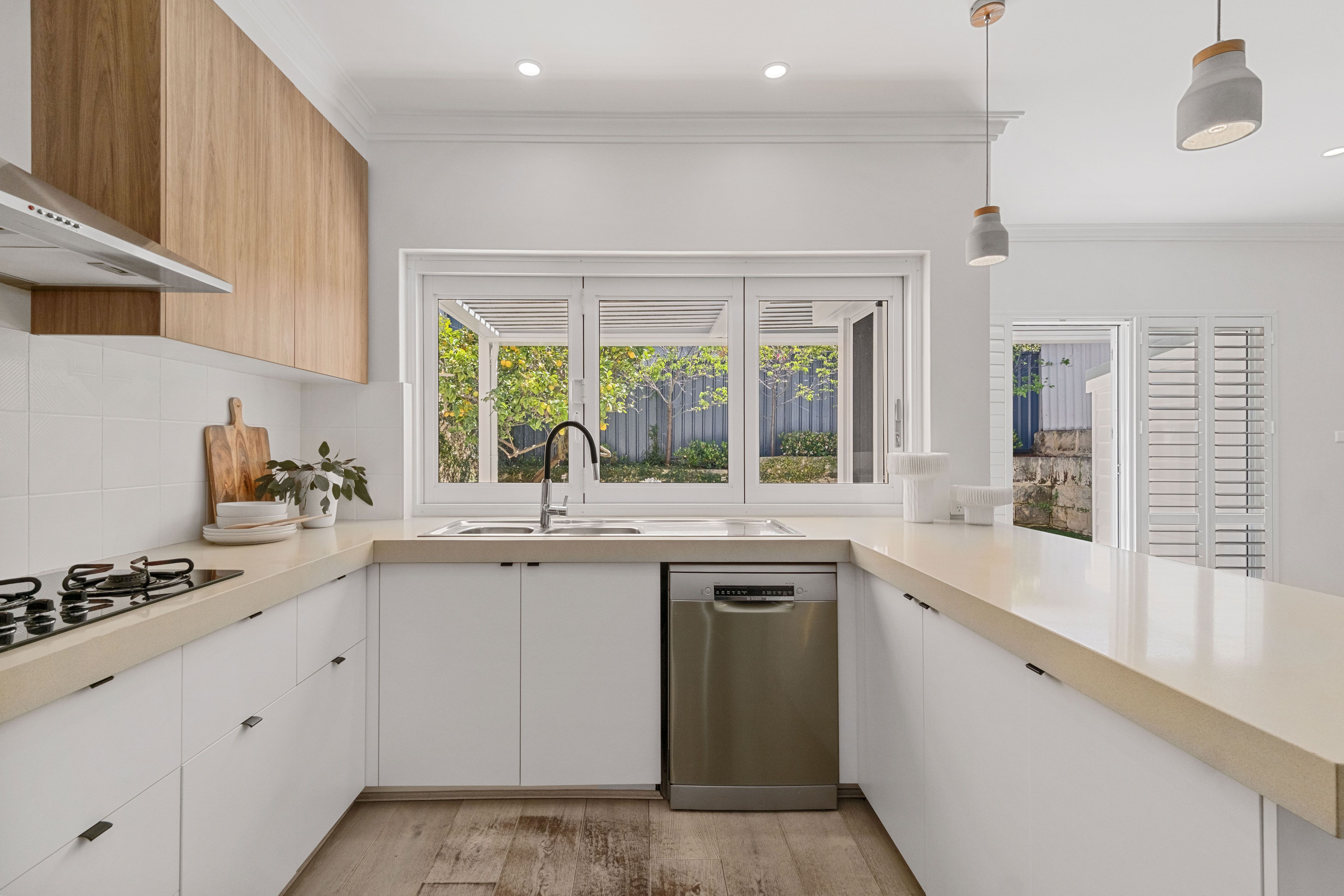 27 Reeve Street — photo 17 of 24