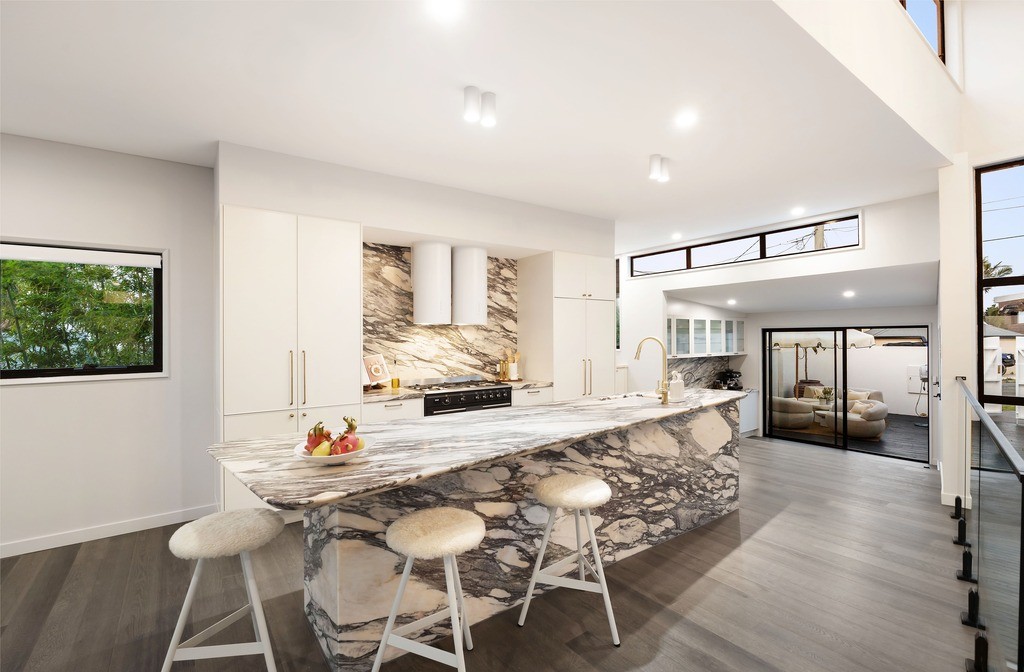 10 Pall Mall Avenue, Currumbin, QLD 4223