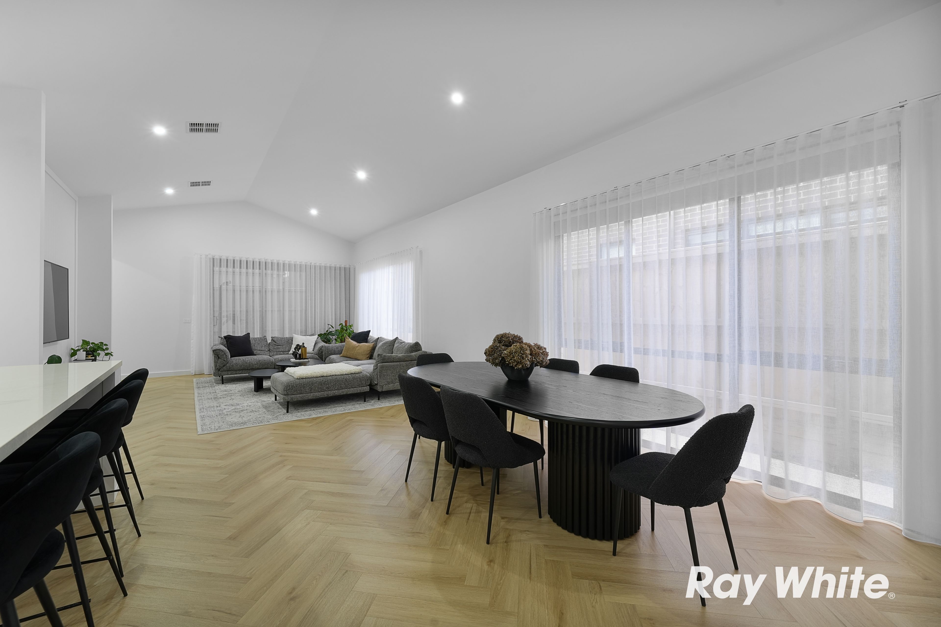 11 Westcape Drive — photo 12 of 30