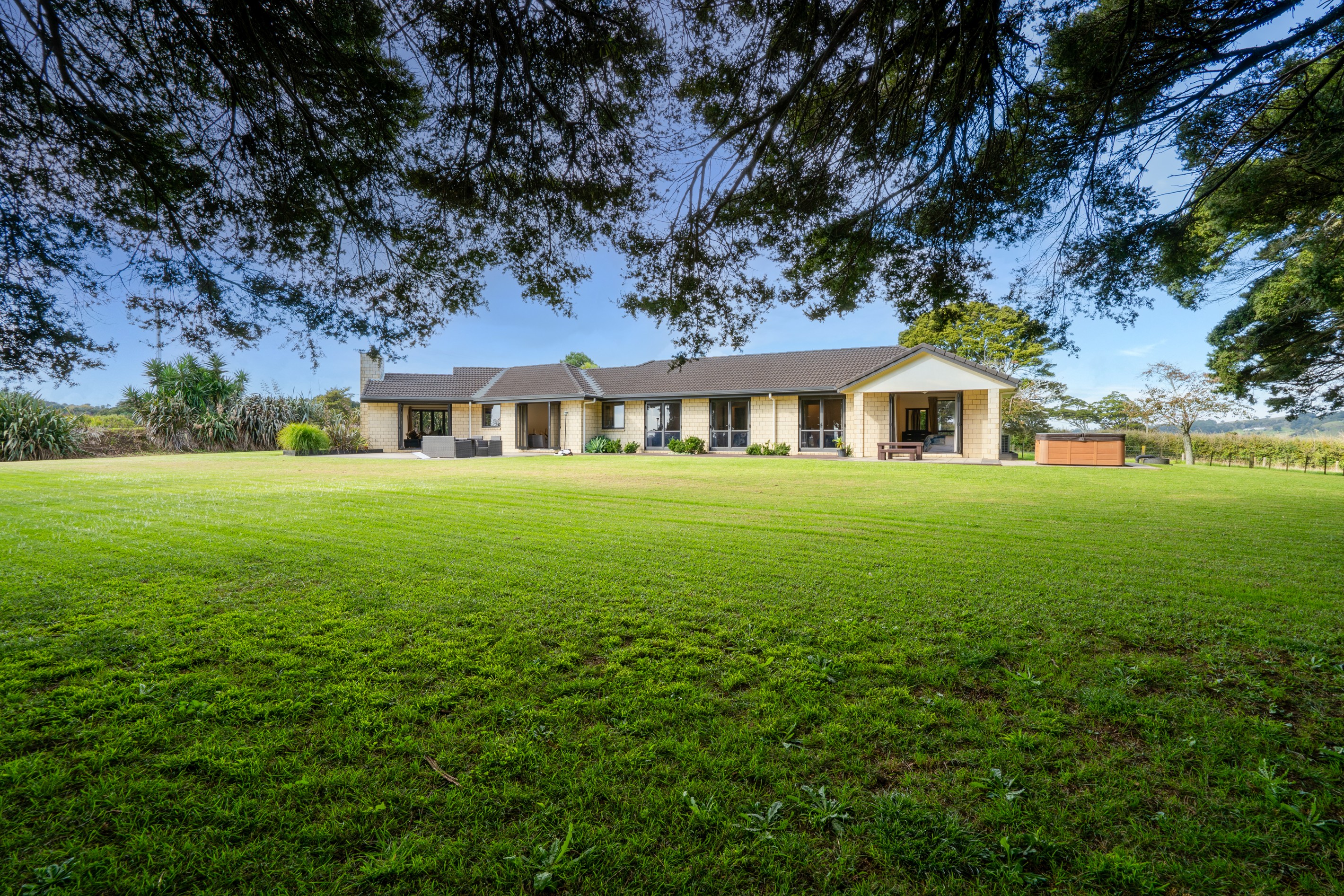 1041 Waiuku Road, Waiuku, Franklin