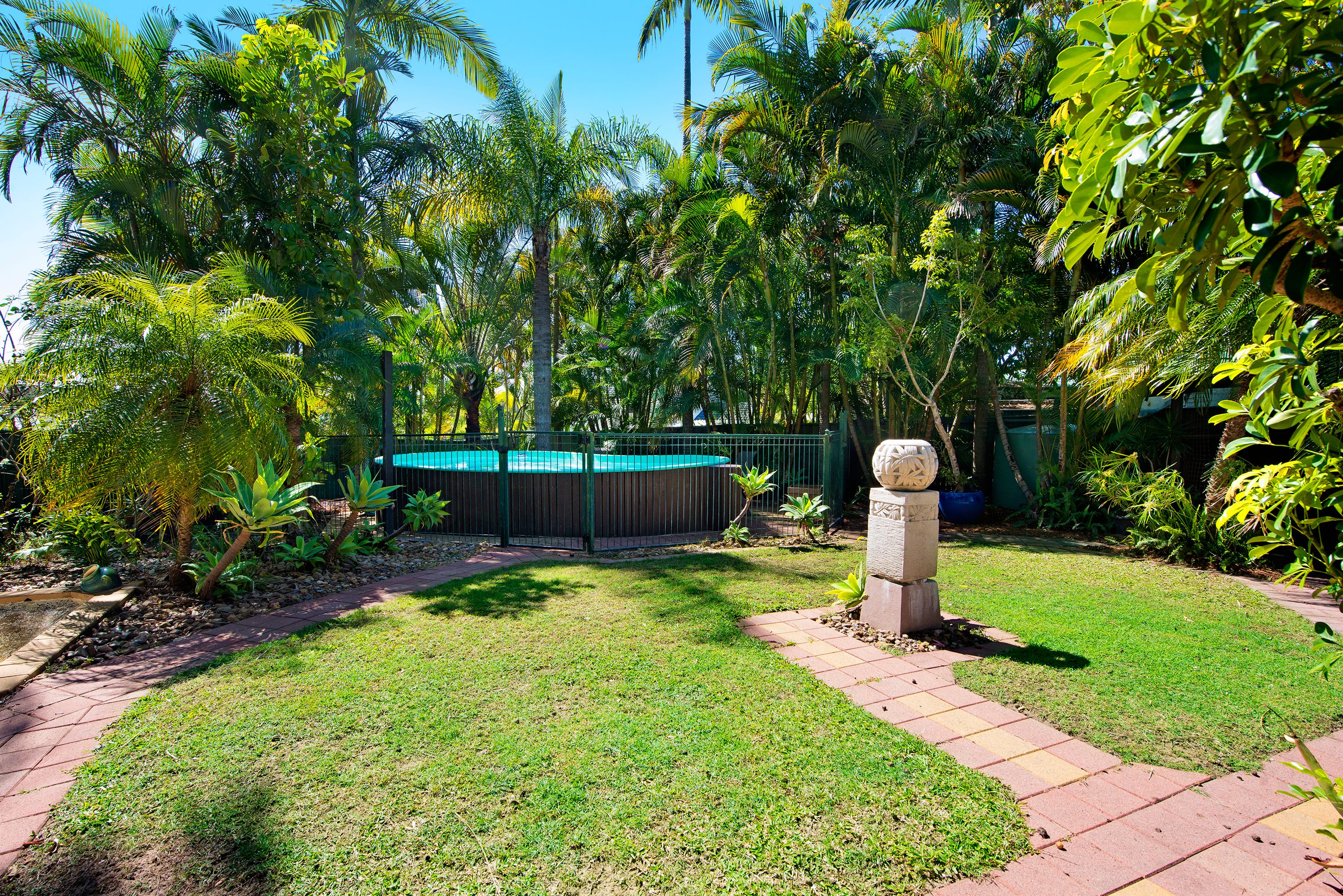 39 Maralinga Drive, Ashmore, QLD 4214
