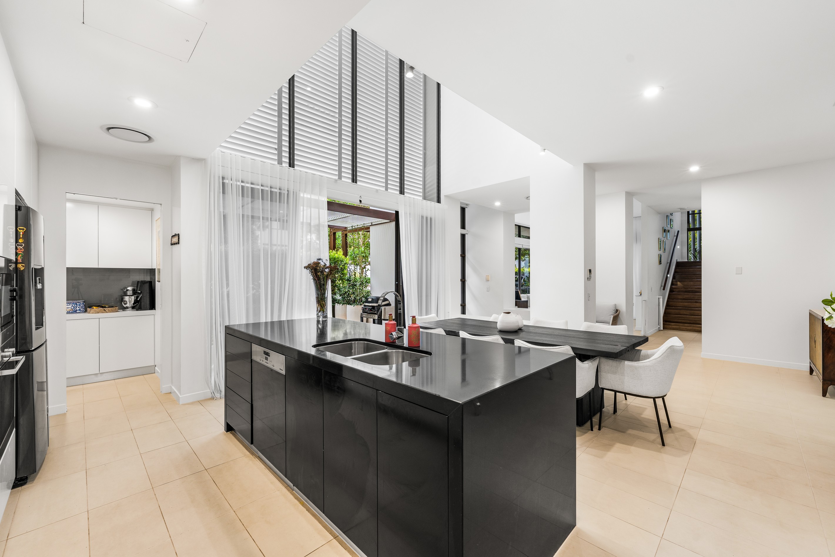 22 River Vista Way, Paradise Point, QLD 4216