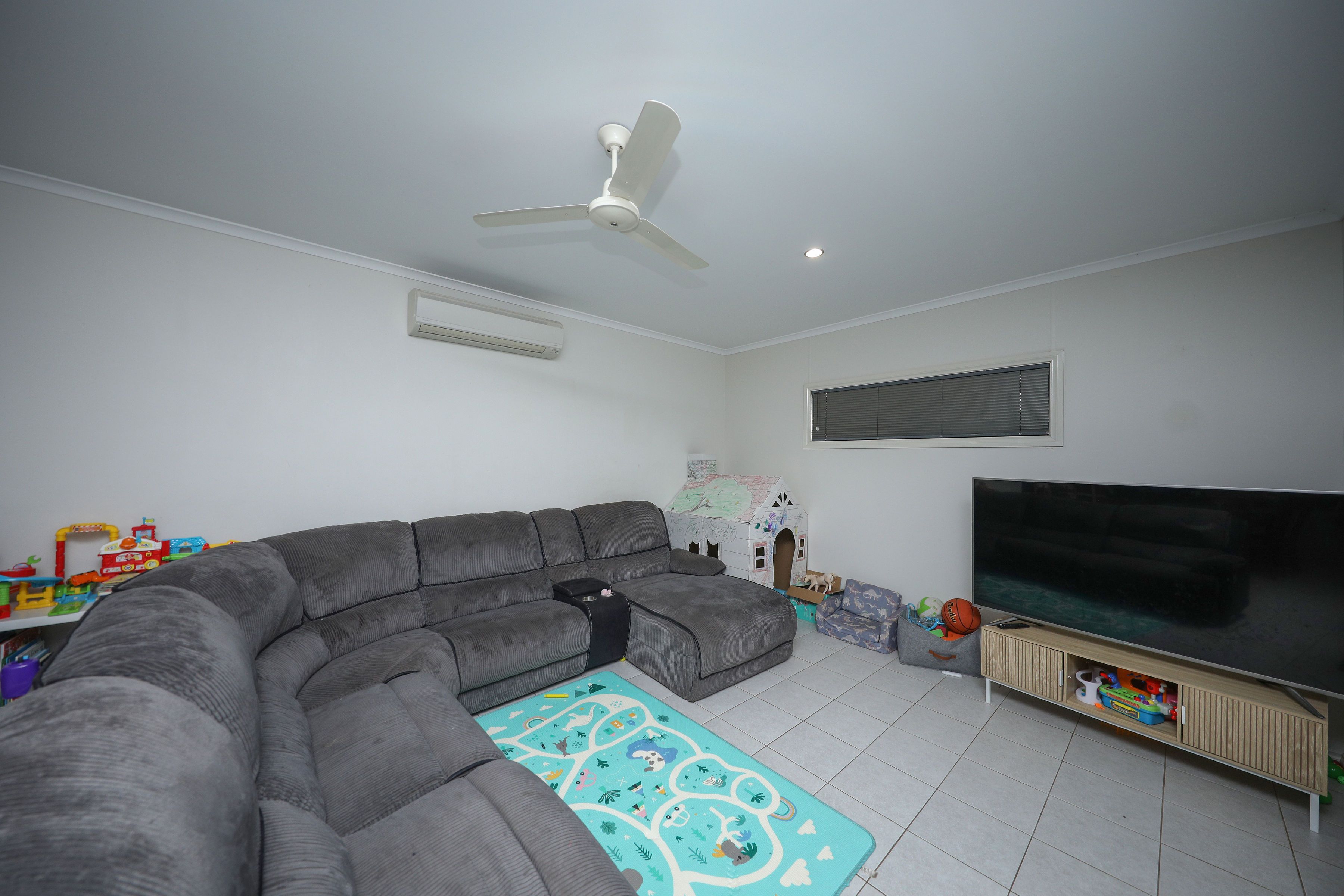 28 Bettong Bend, Baynton, WA 6714