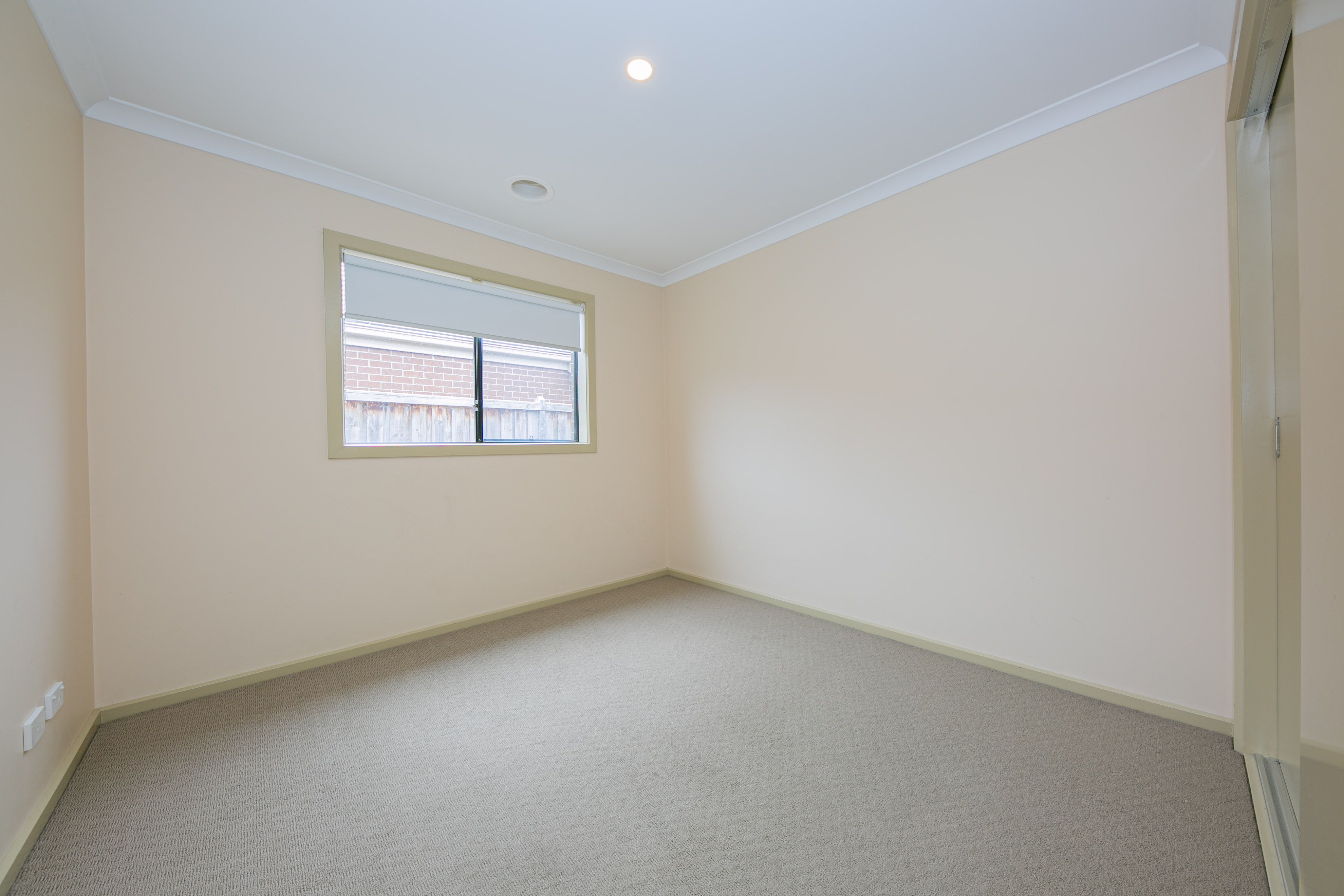 35 Royaloak Crescent, Cranbourne East, VIC 3977