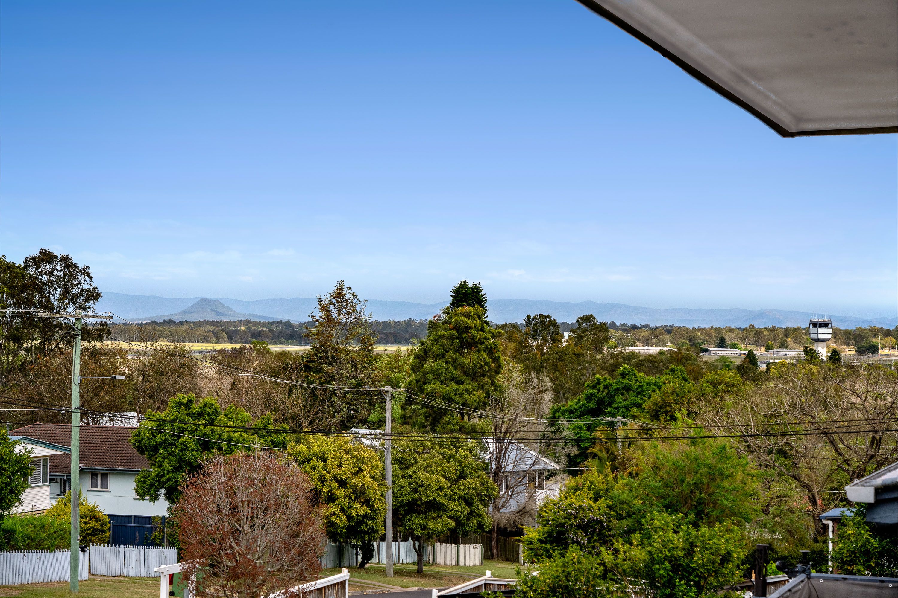 25 Kynance Street, Leichhardt, QLD 4305