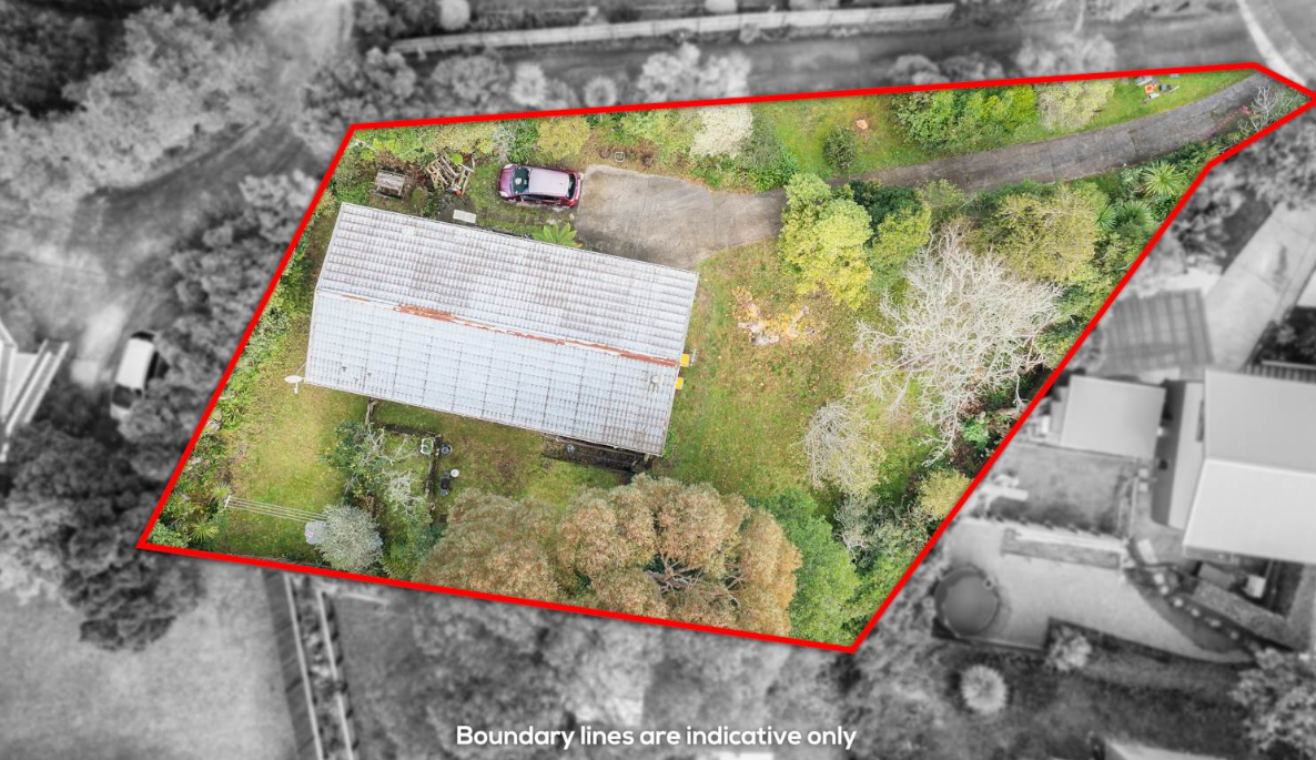 8 Oldham Place, Browns Bay, North Shore City
