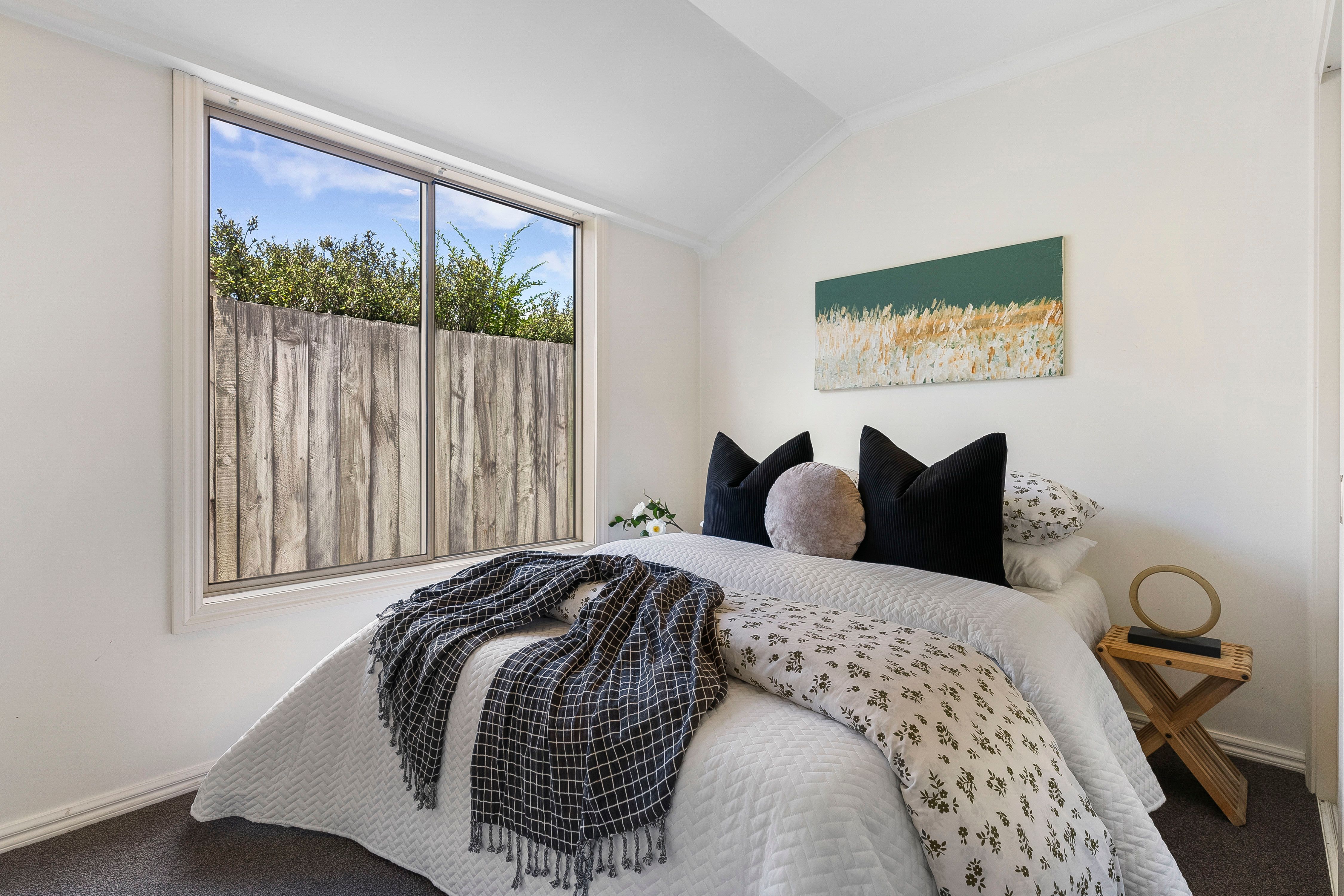 19 Pyrite Street, Westgate, Waitakere City