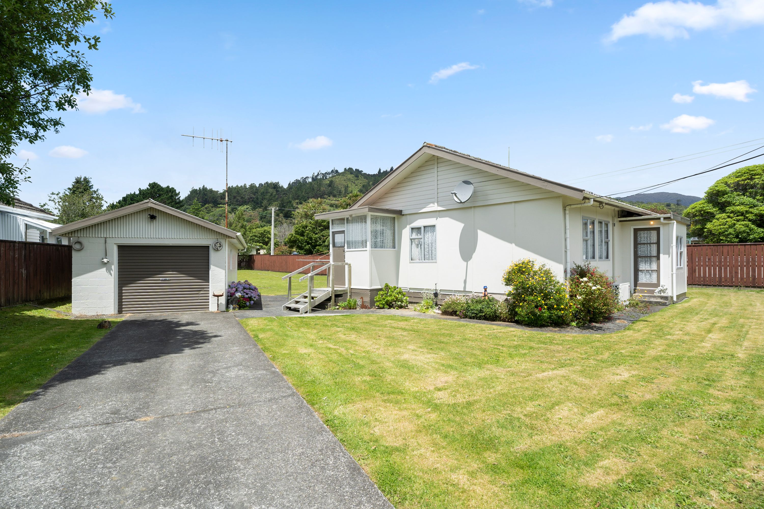 21 Wood Street, Wainuiomata, Lower Hutt City