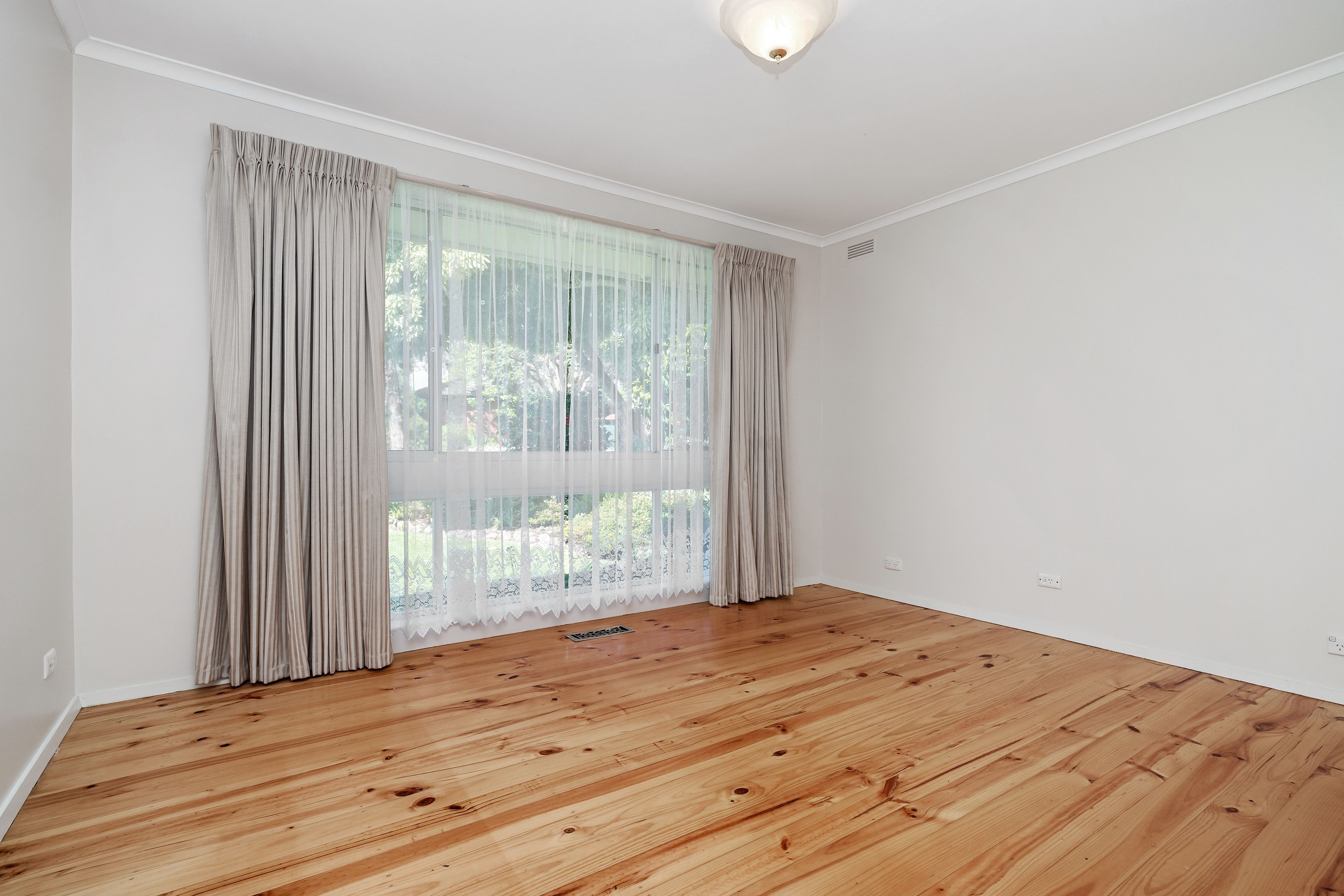 37 Barclay Avenue, Croydon, VIC 3136 House for Rent Ray White