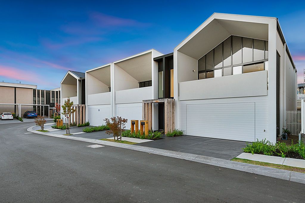 42 Bardaster Boulevard, Chirnside Park VIC 3116