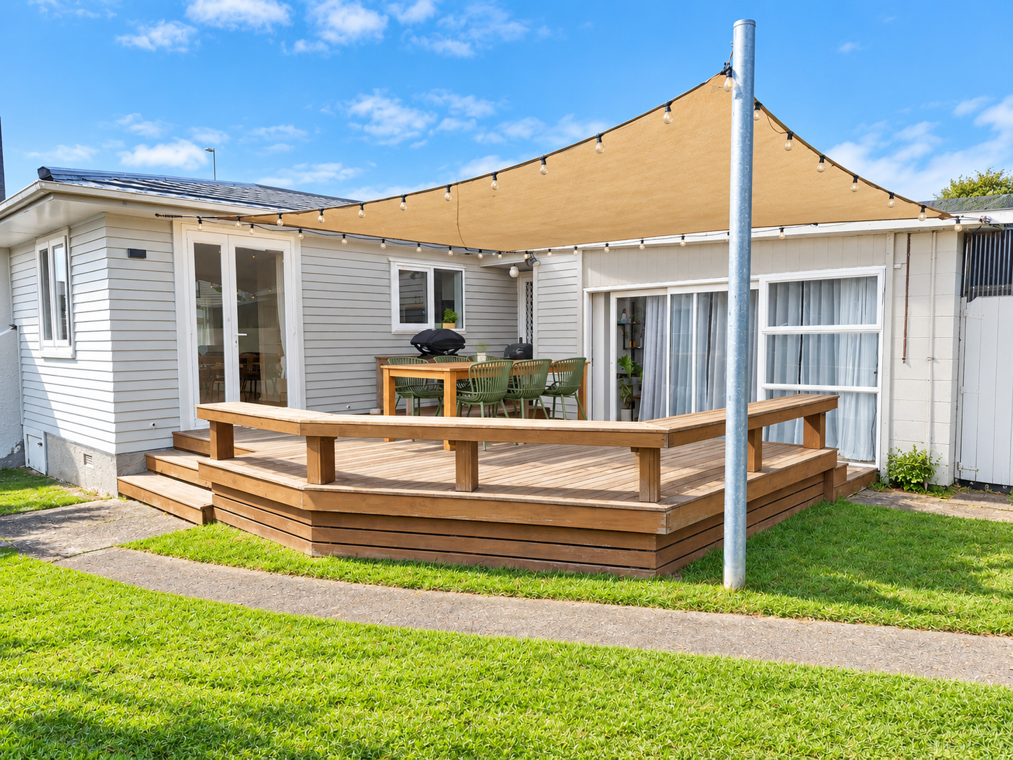 189 Riverside Avenue, Point England, Auckland City
