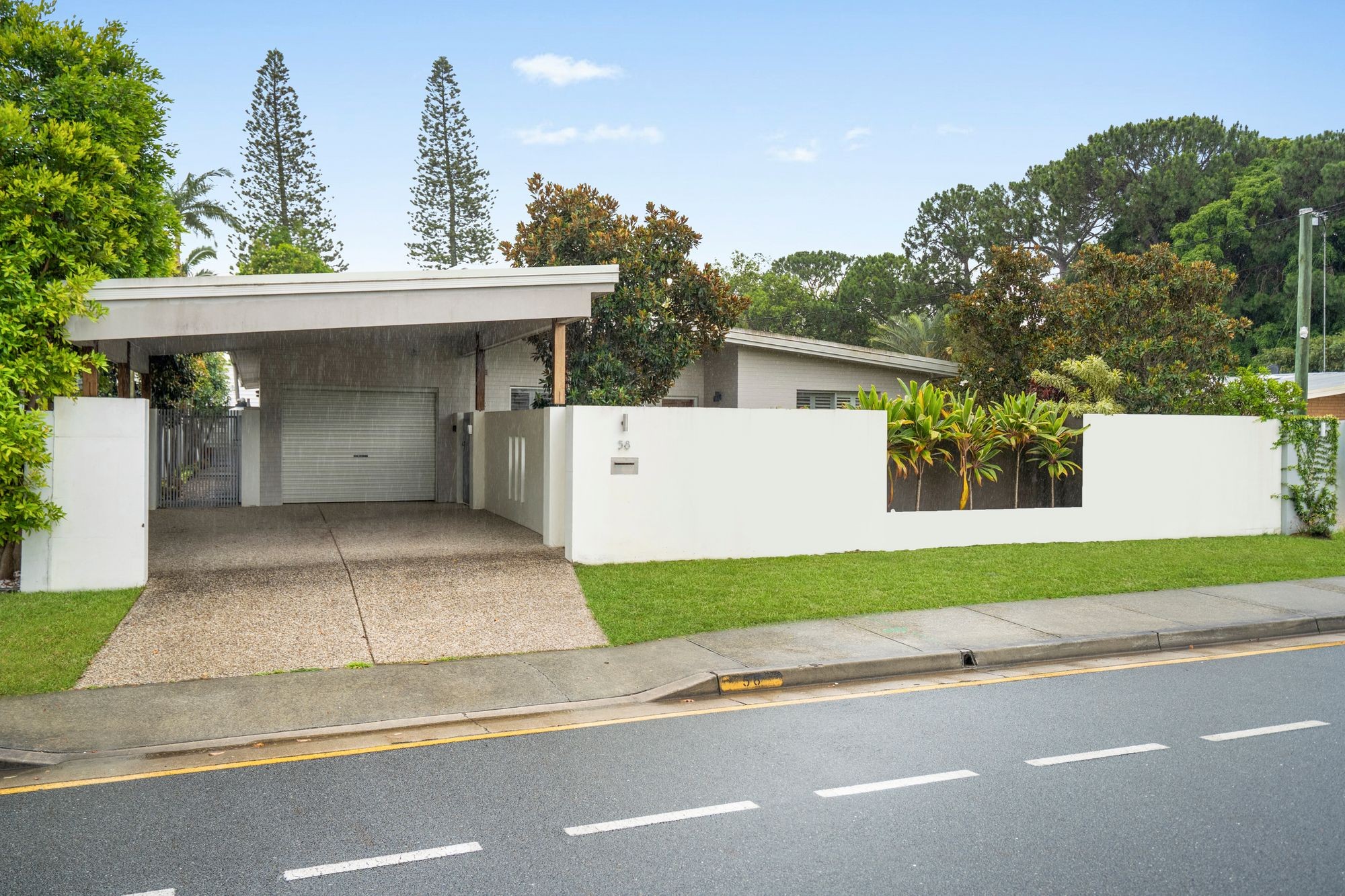 58 Savoy Drive, Broadbeach Waters, QLD 4218