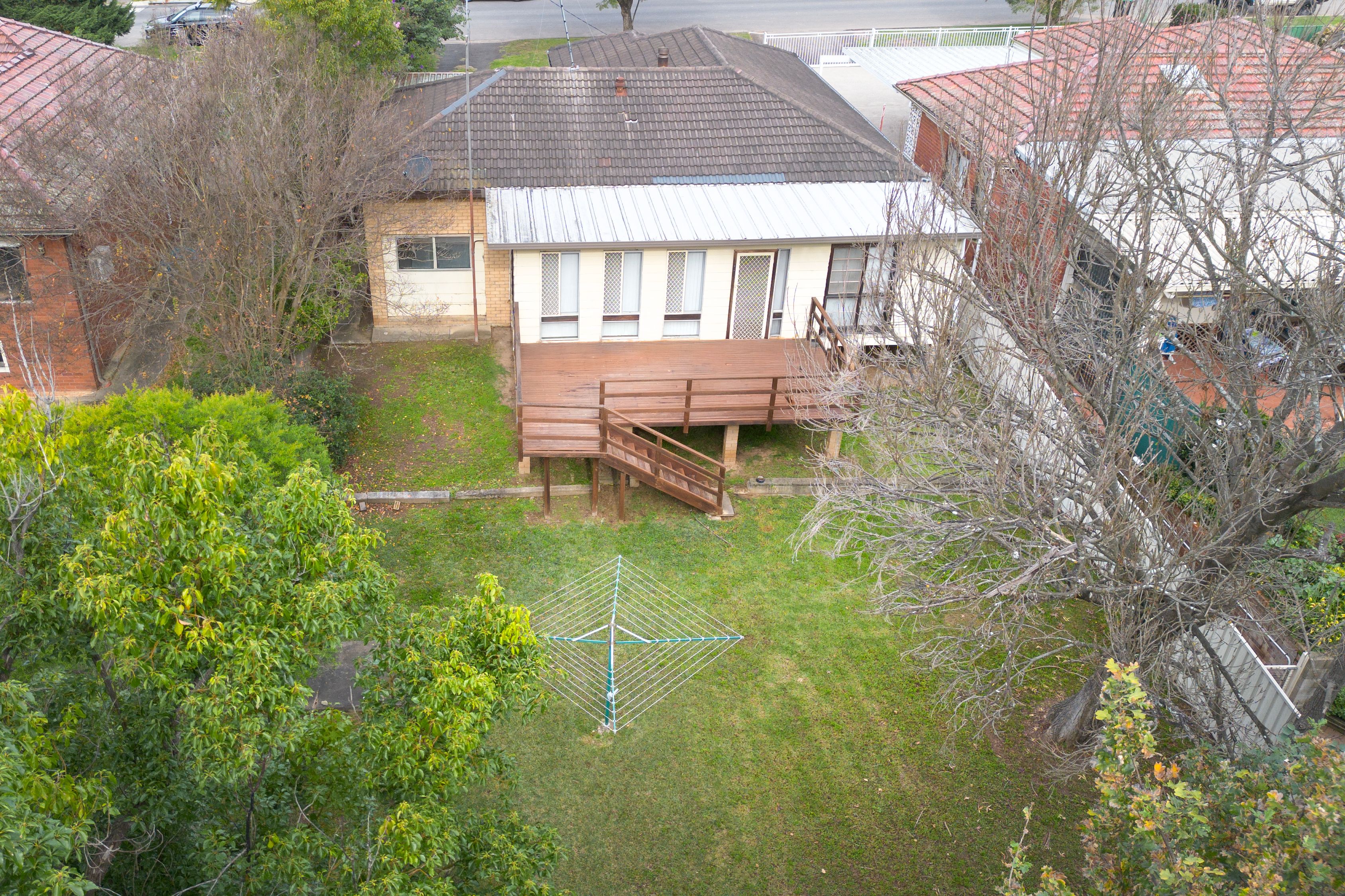 29 Advance Street — photo 10 of 18