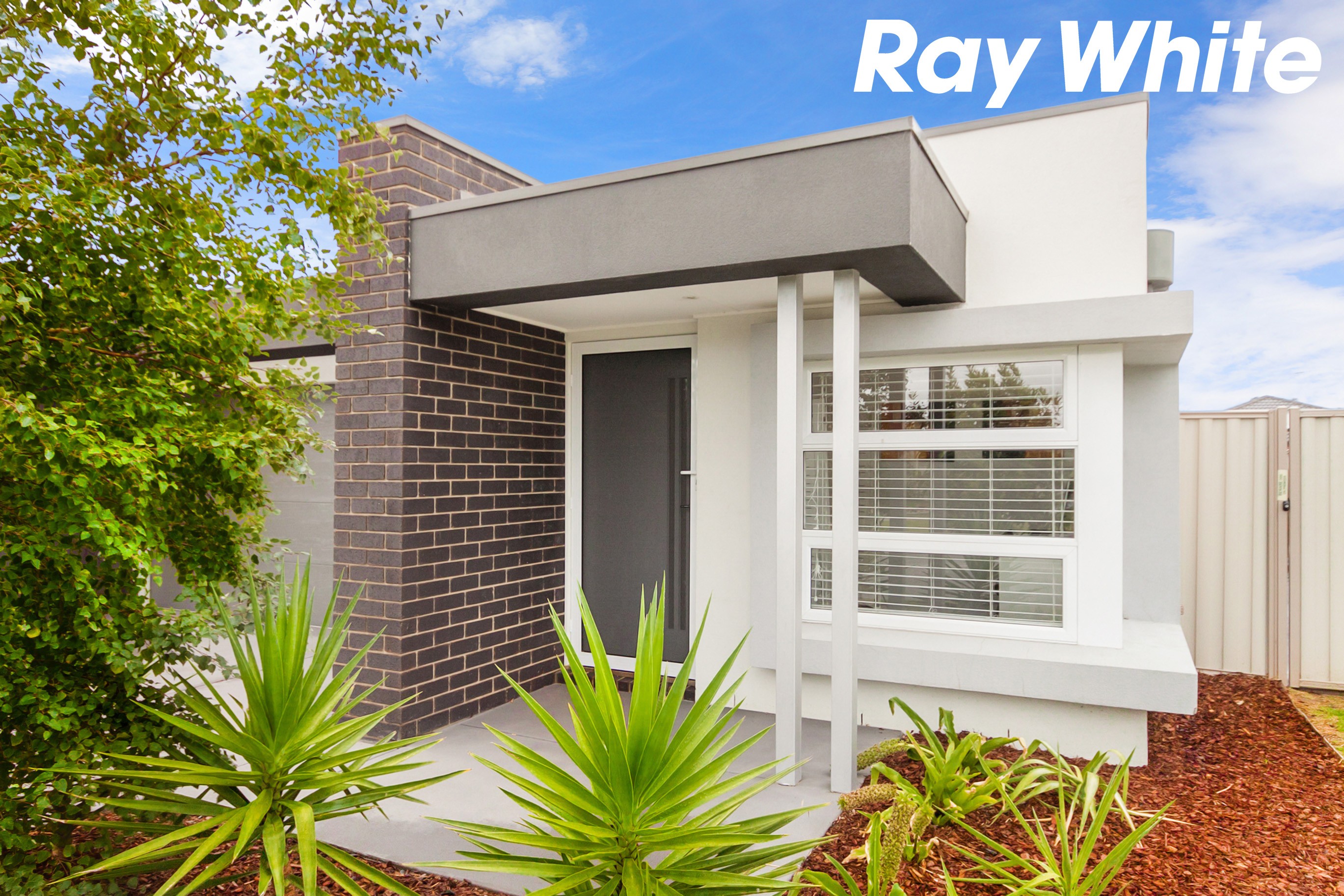 20 Celebration Circuit, Pakenham, VIC 3810