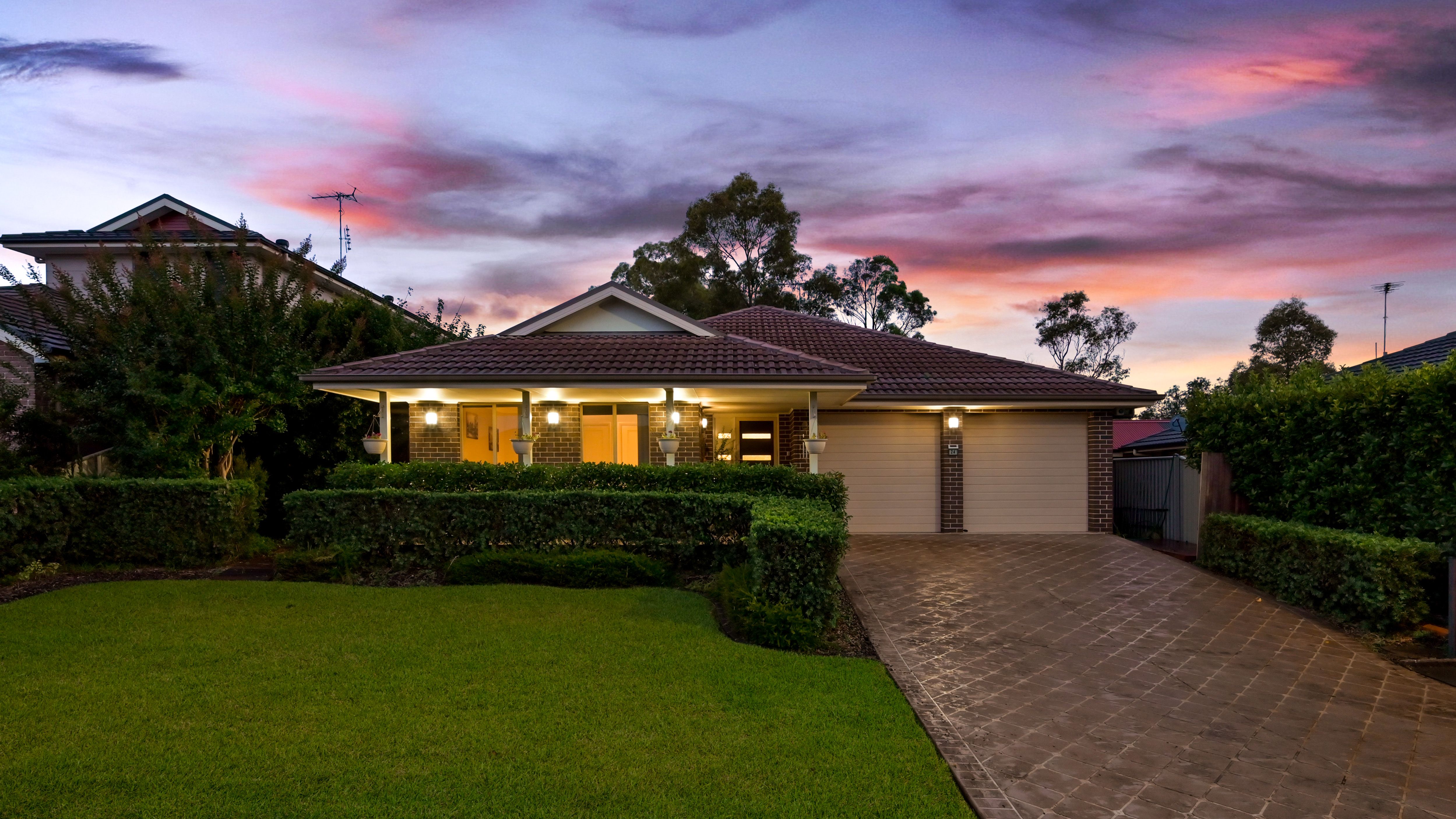 24 Bengal Crescent, Elderslie NSW 2570