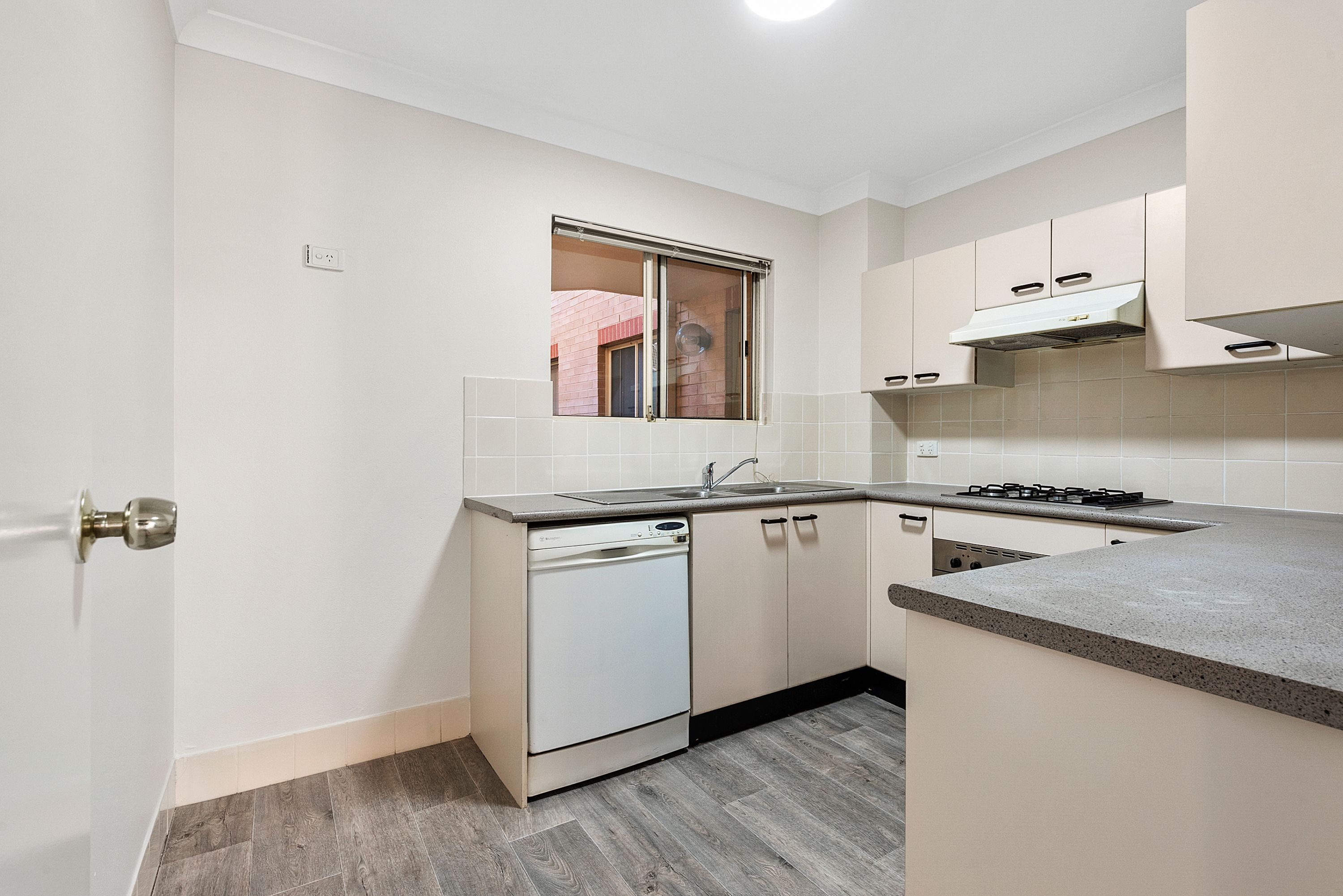 4/70 Albert Street, Hornsby, NSW 2077