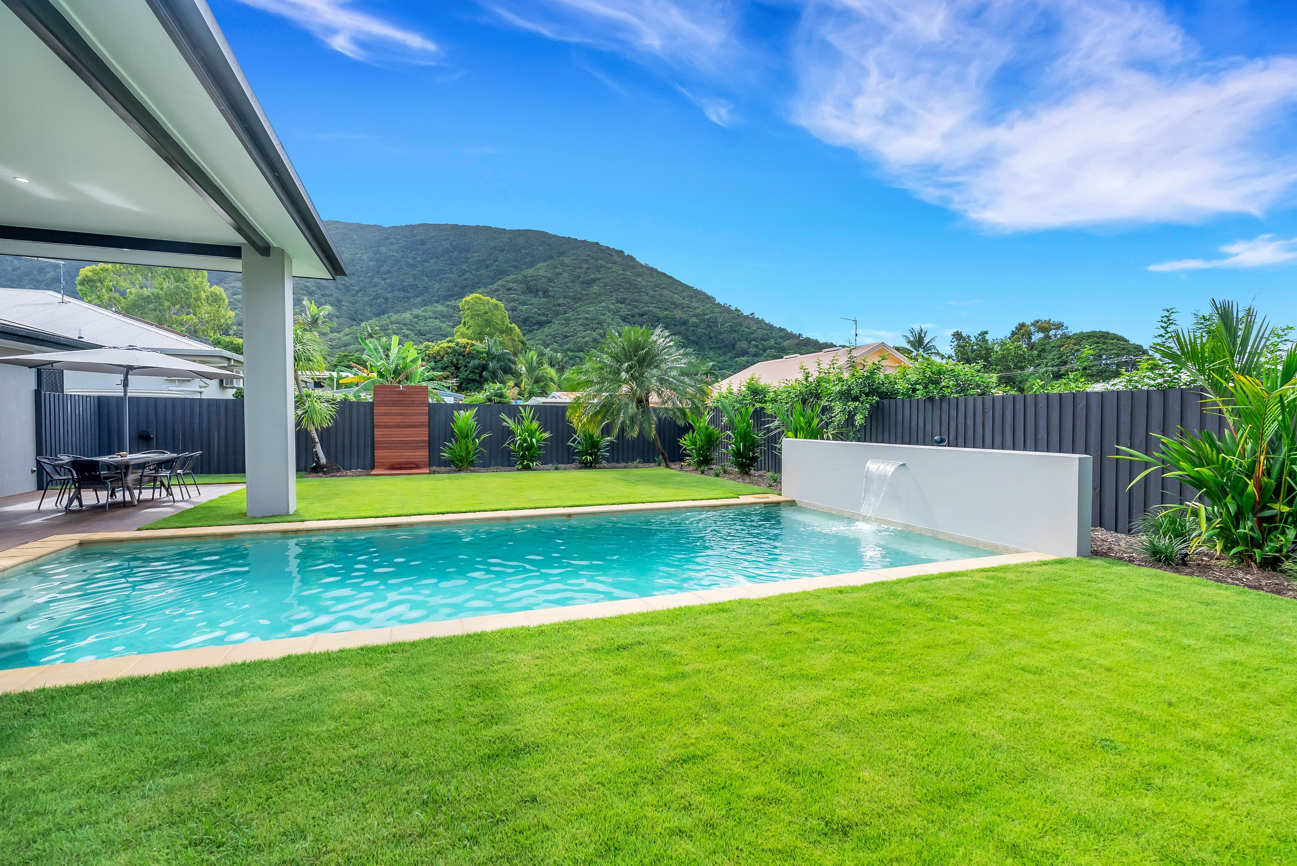 66 Veivers Road, Palm Cove, QLD 4879