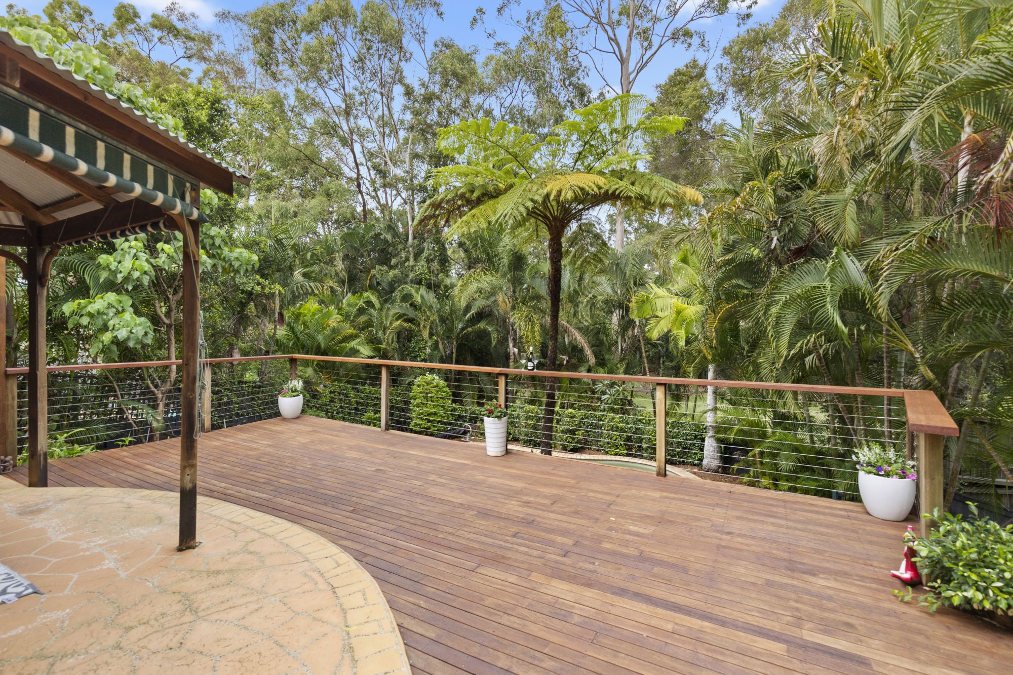 4 Tea Gardens Place — photo 4 of 27