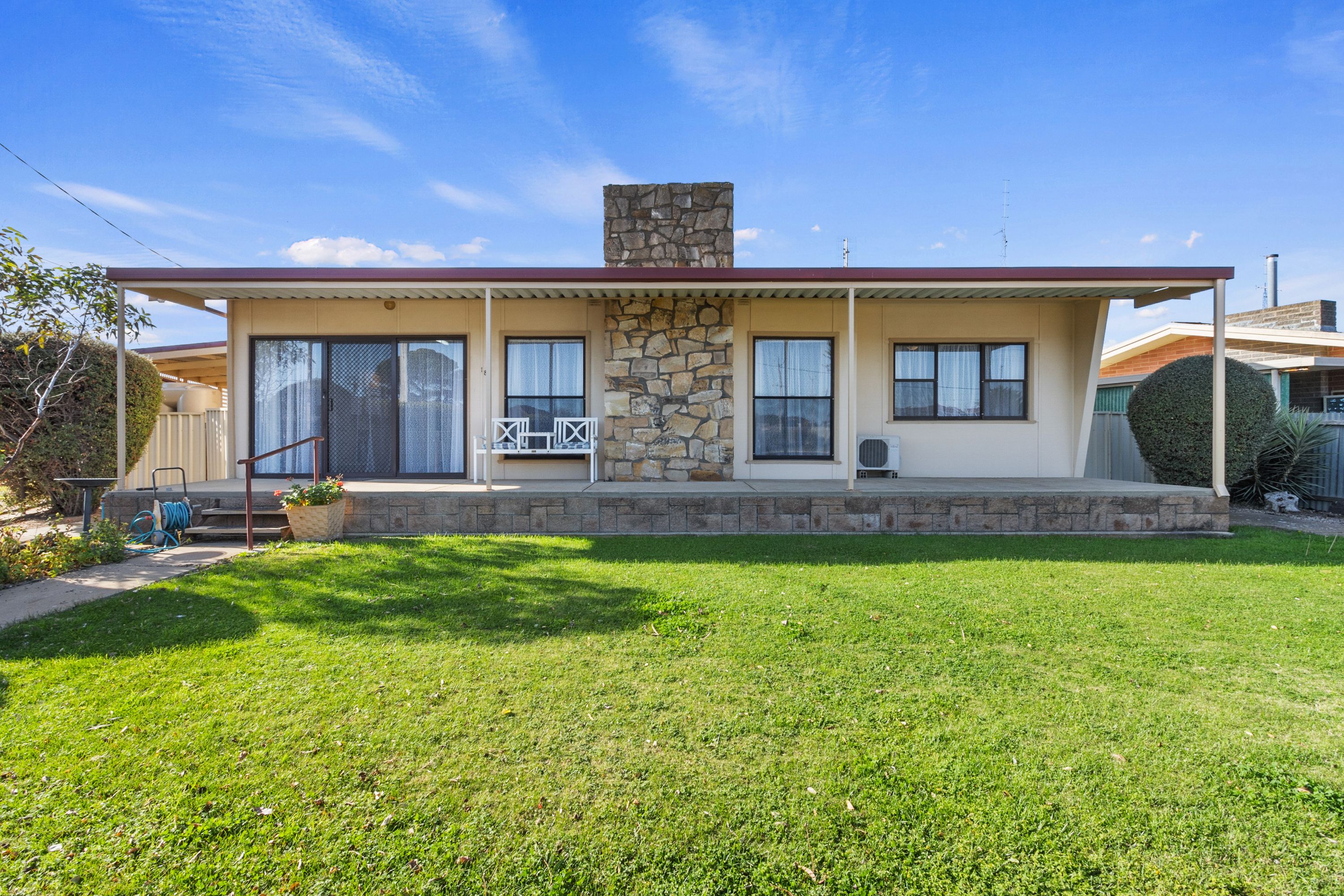 182 Bay Road, Moonta Bay, SA 5558