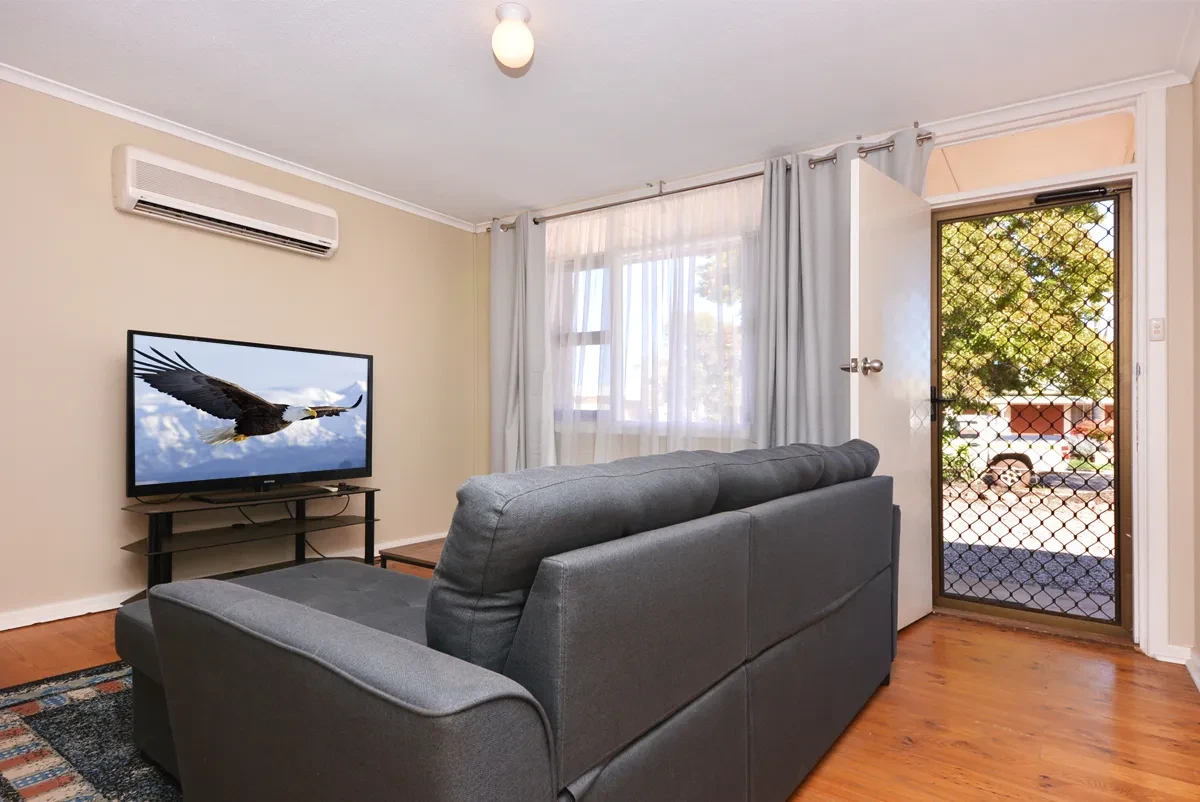 14 Thomas Street, Whyalla Stuart, SA 5608