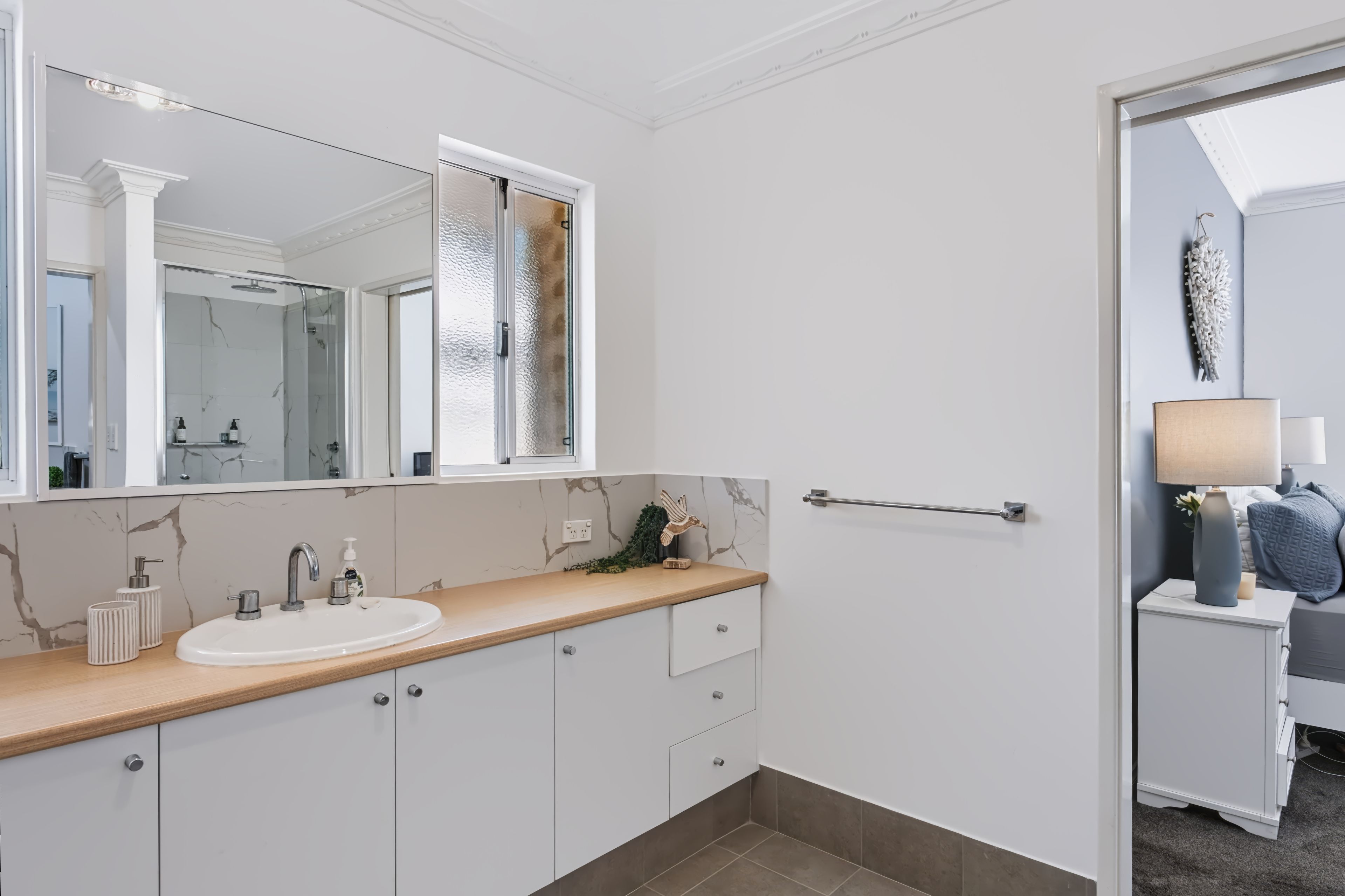 15 Beaufort Crescent — photo 14 of 30