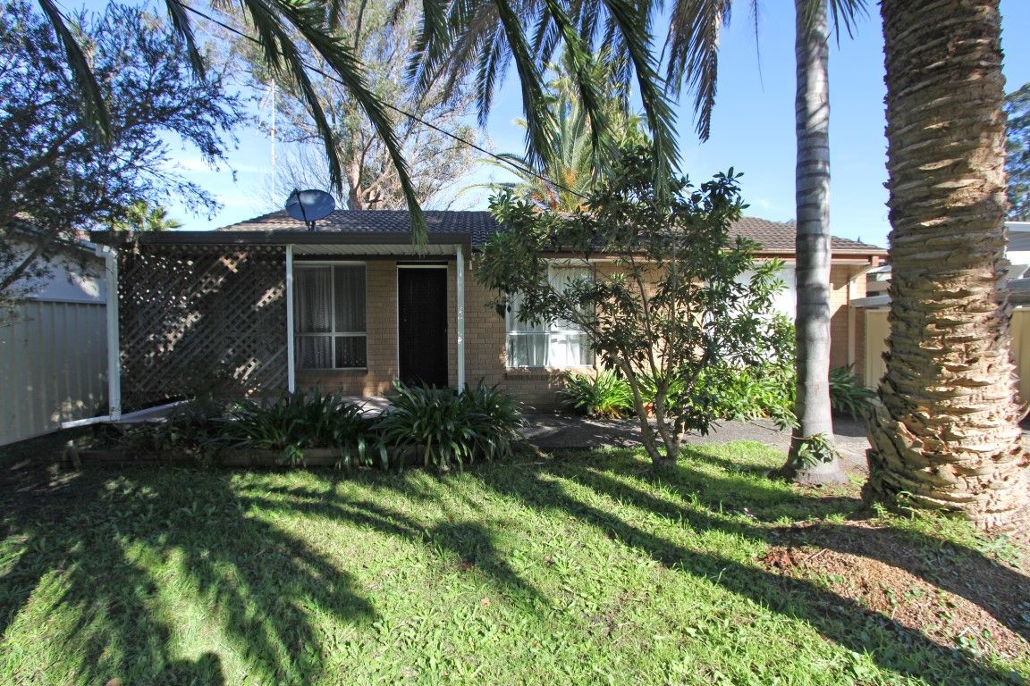 26 Kingsford Smith Drive, Berkeley Vale, NSW 2261