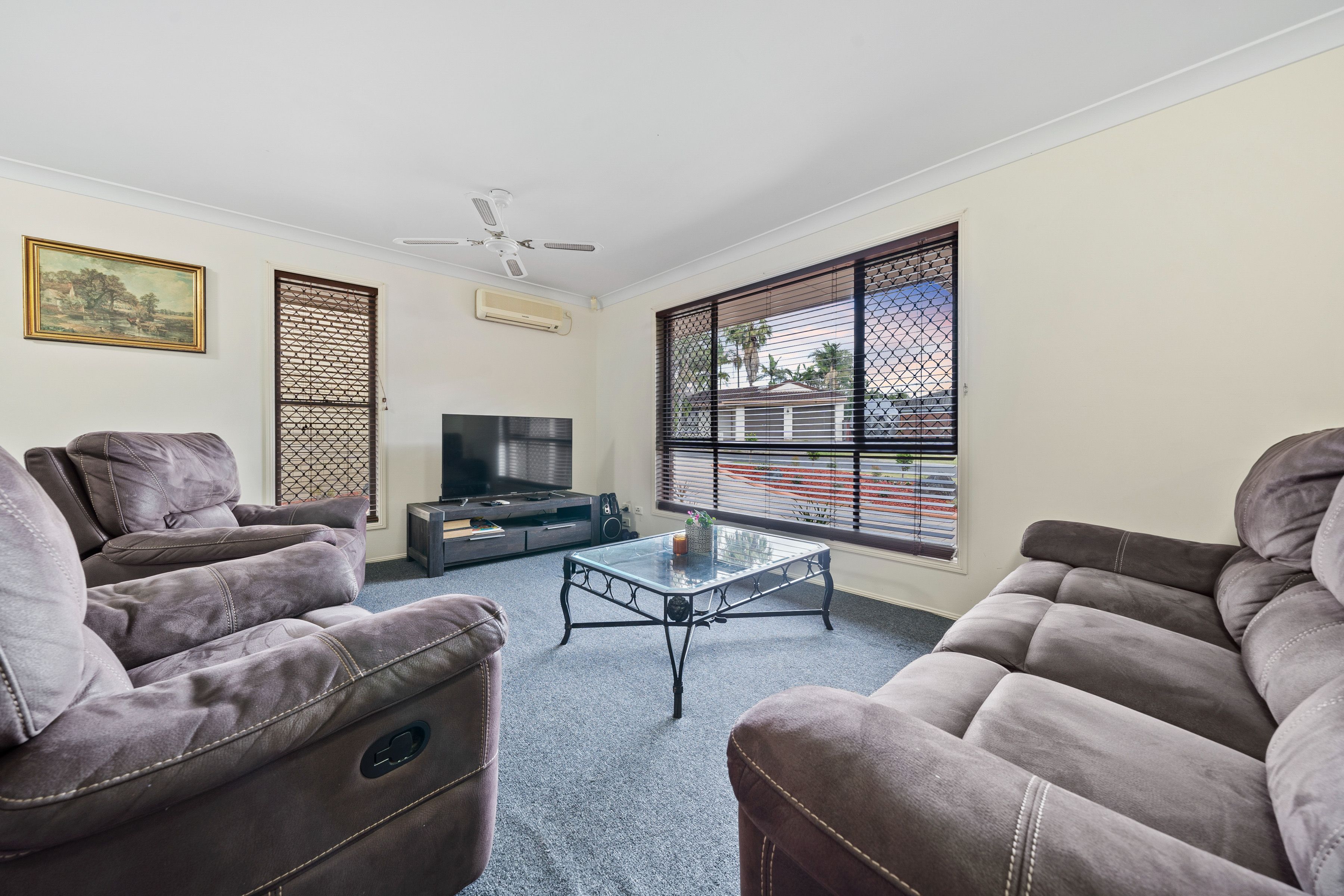 4 Chelsea Court, Heritage Park, QLD 4118