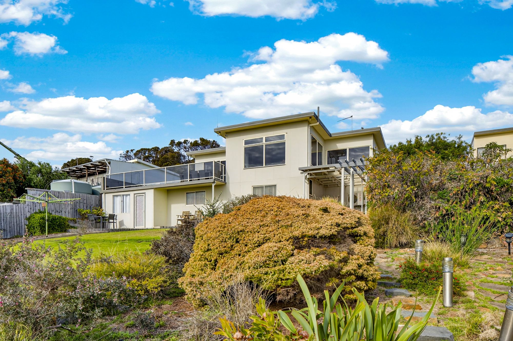 35 Campbell Street — photo 4 of 30