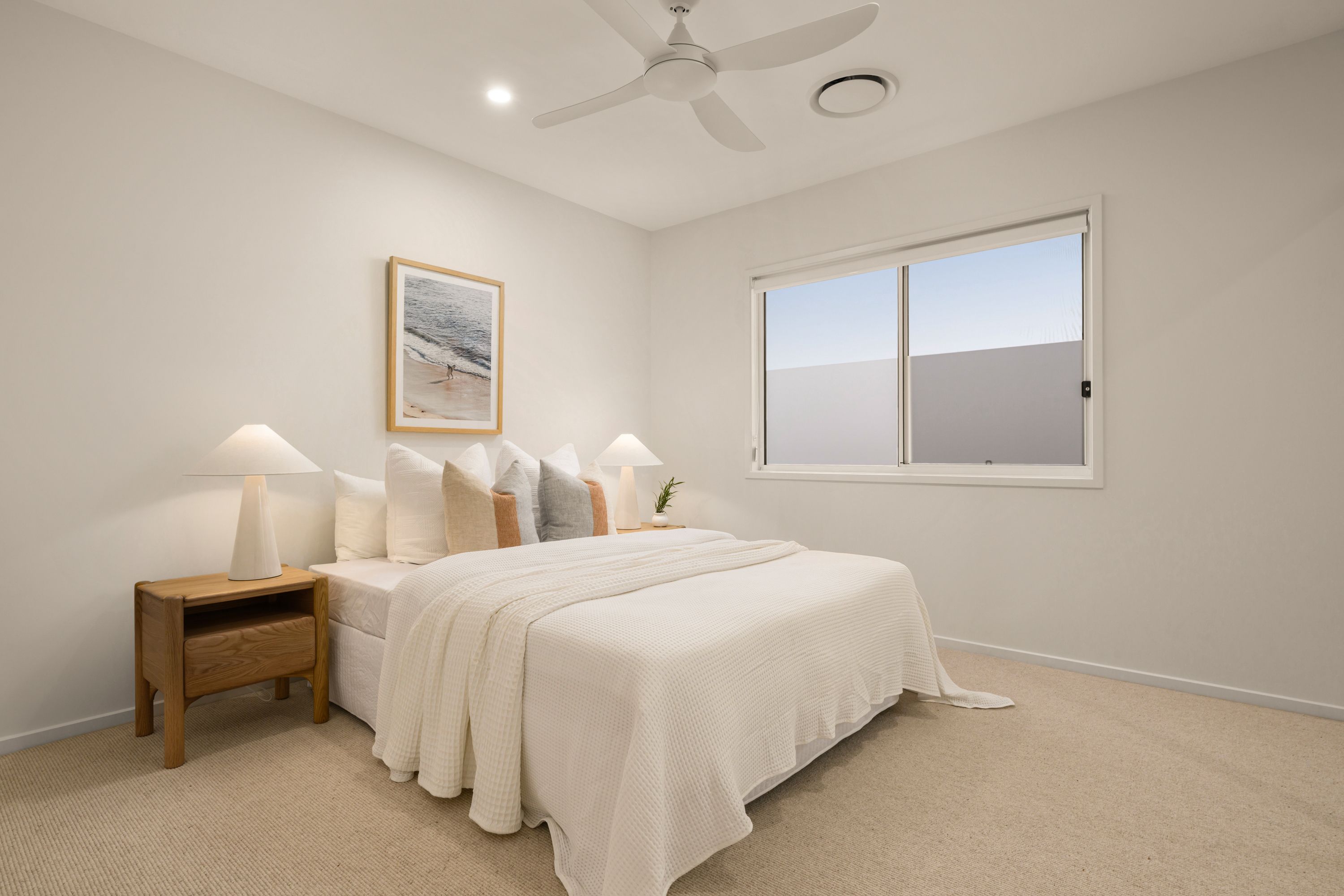 2/2 Teewah Street — photo 16 of 30