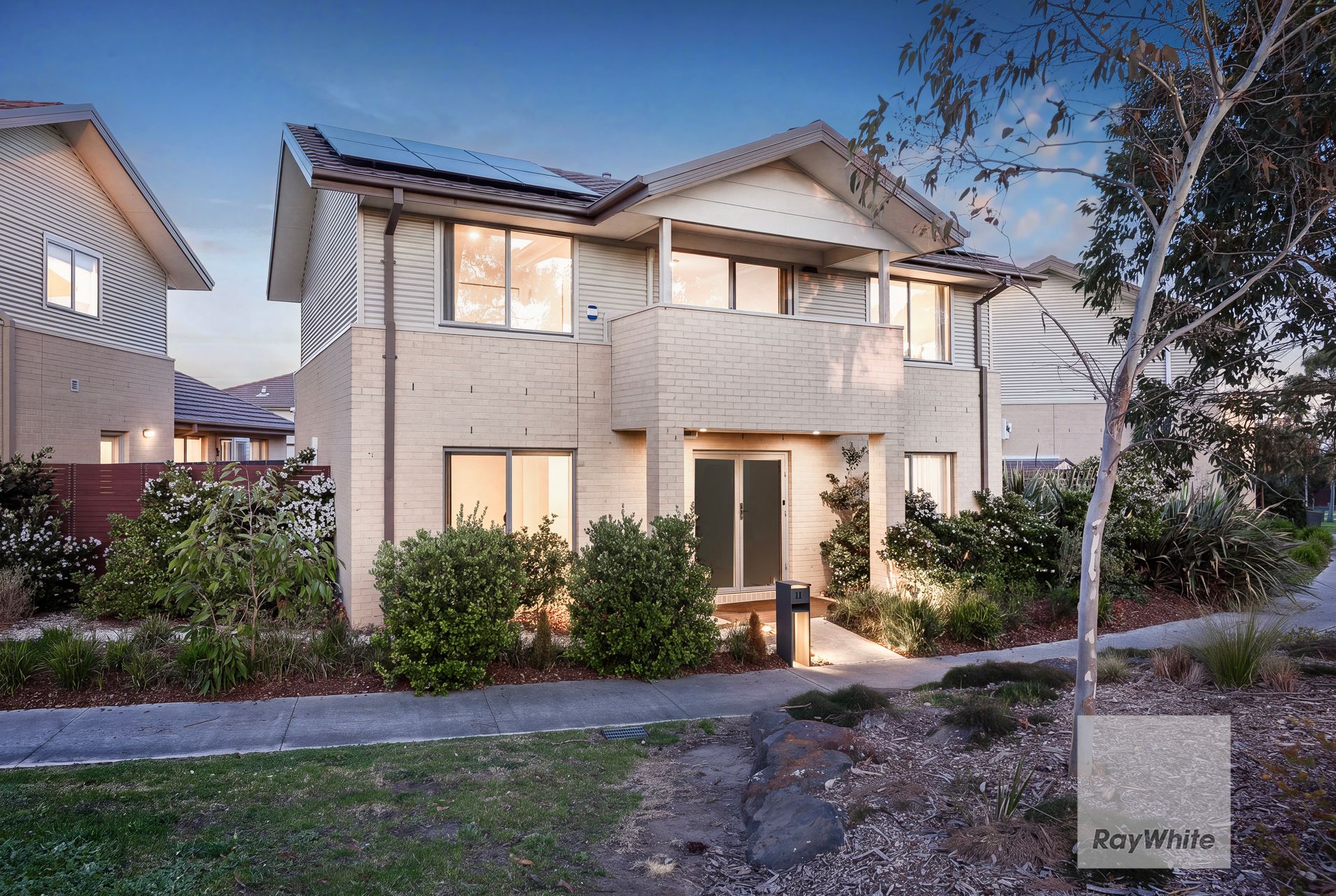 11 Parkfield Walk — photo from Ray White Gladstone Park