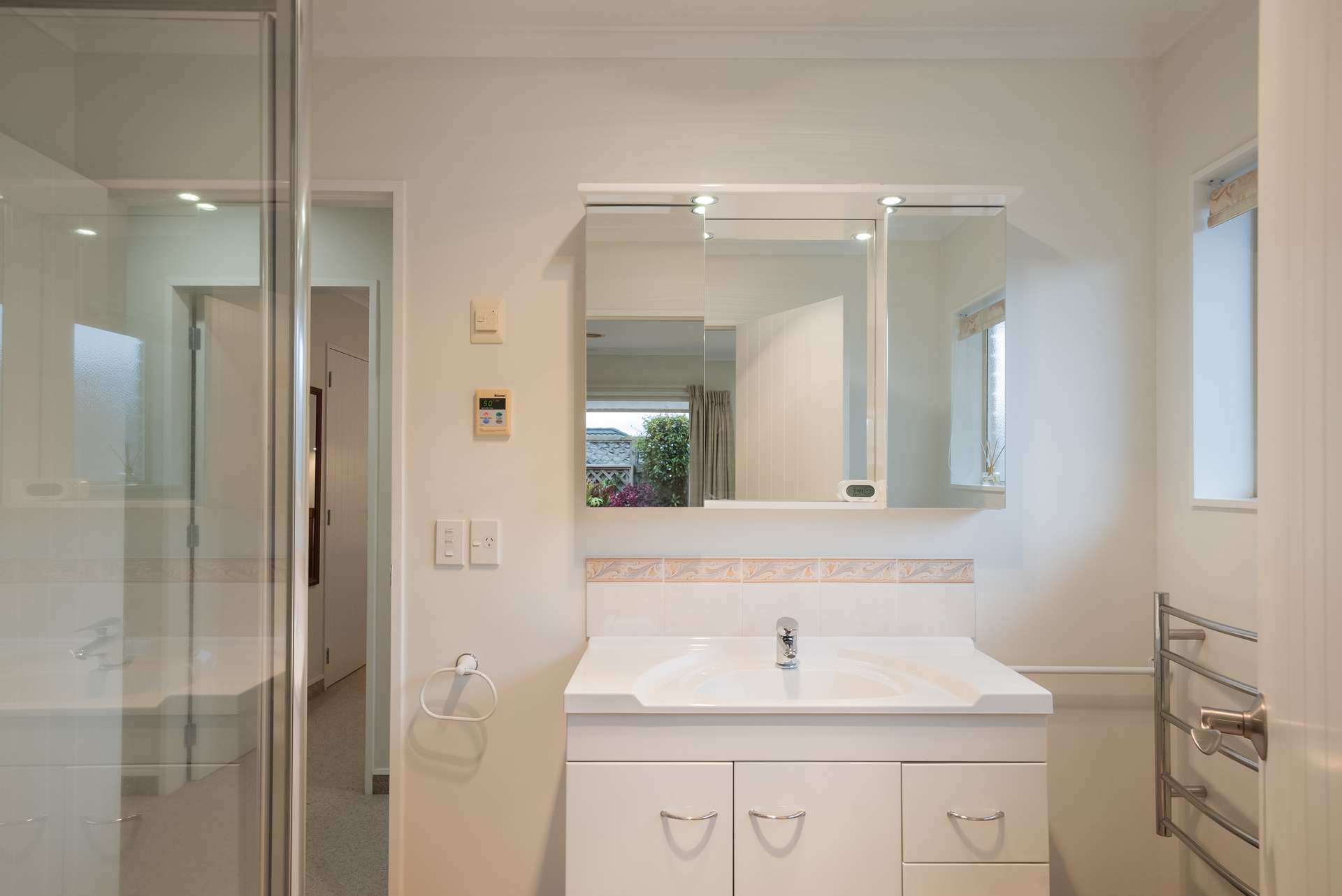 18 Hira Street photo 14