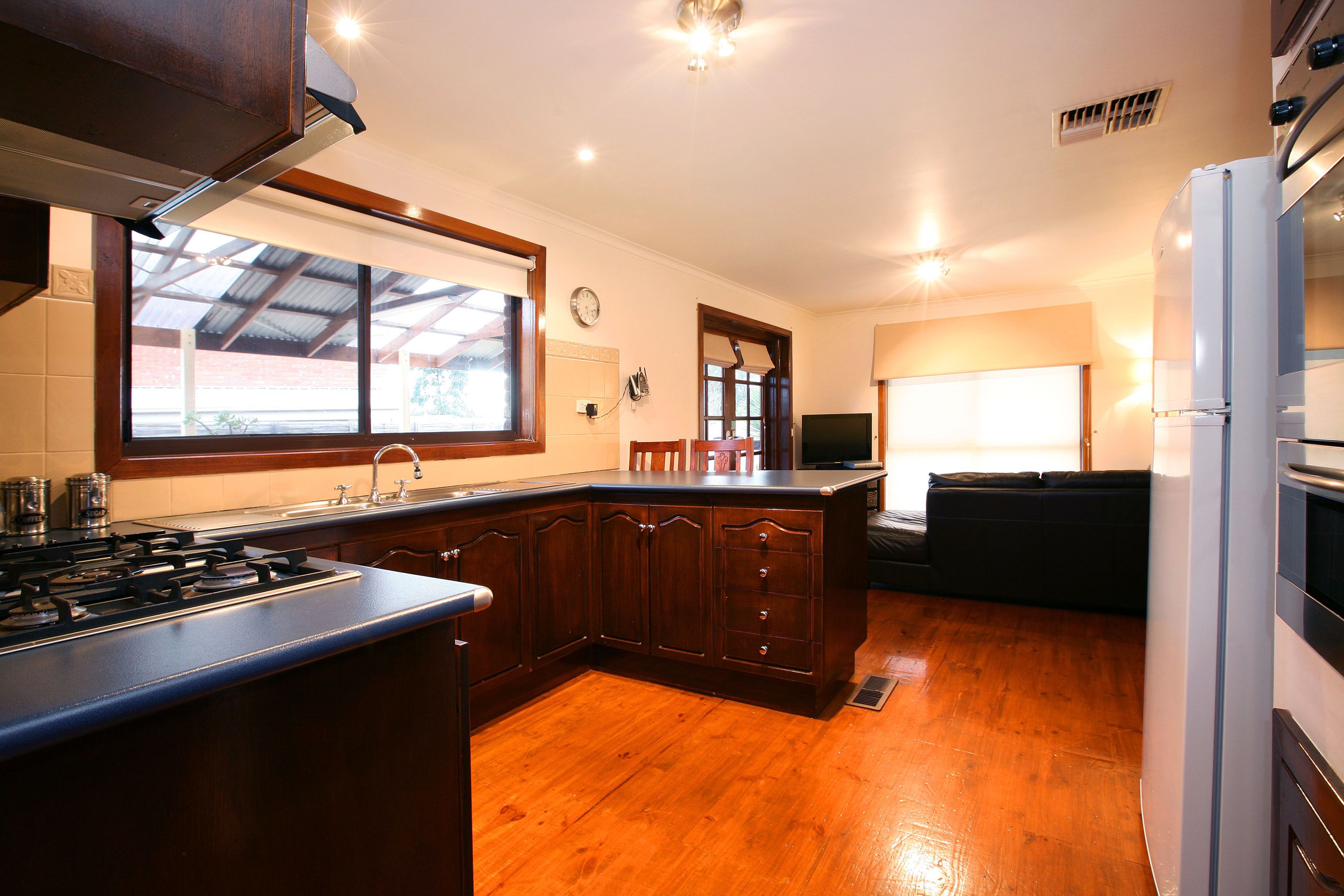 39 Hinkler Drive, Mill Park, VIC 3082