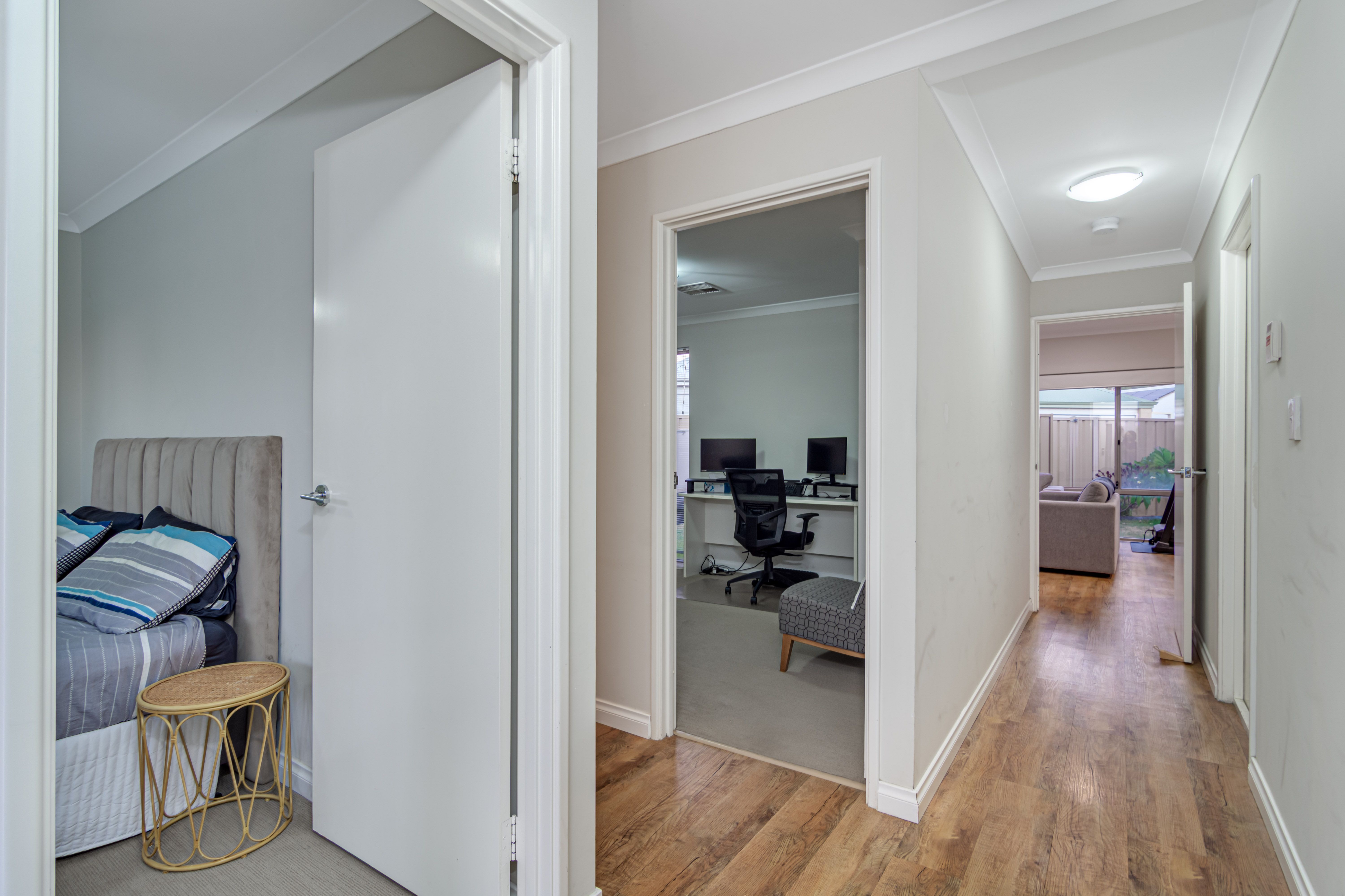 1/18 Melksham Way, Butler, WA 6036