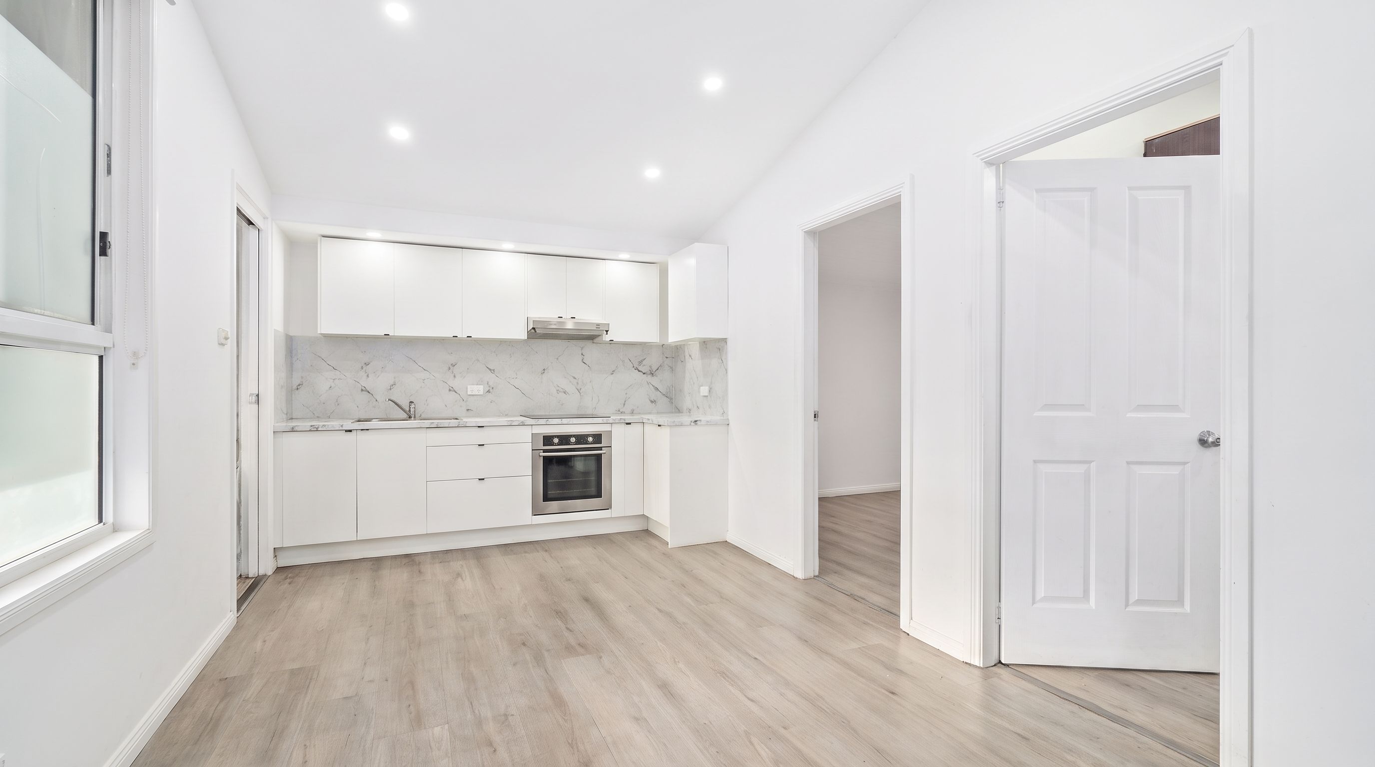 12 Bratsell Street — photo 12 of 13