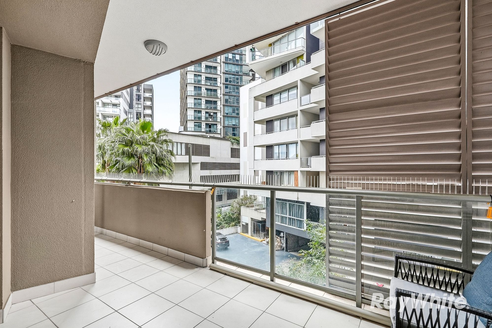 313/31-37 Hassall Street — photo 10 of 18