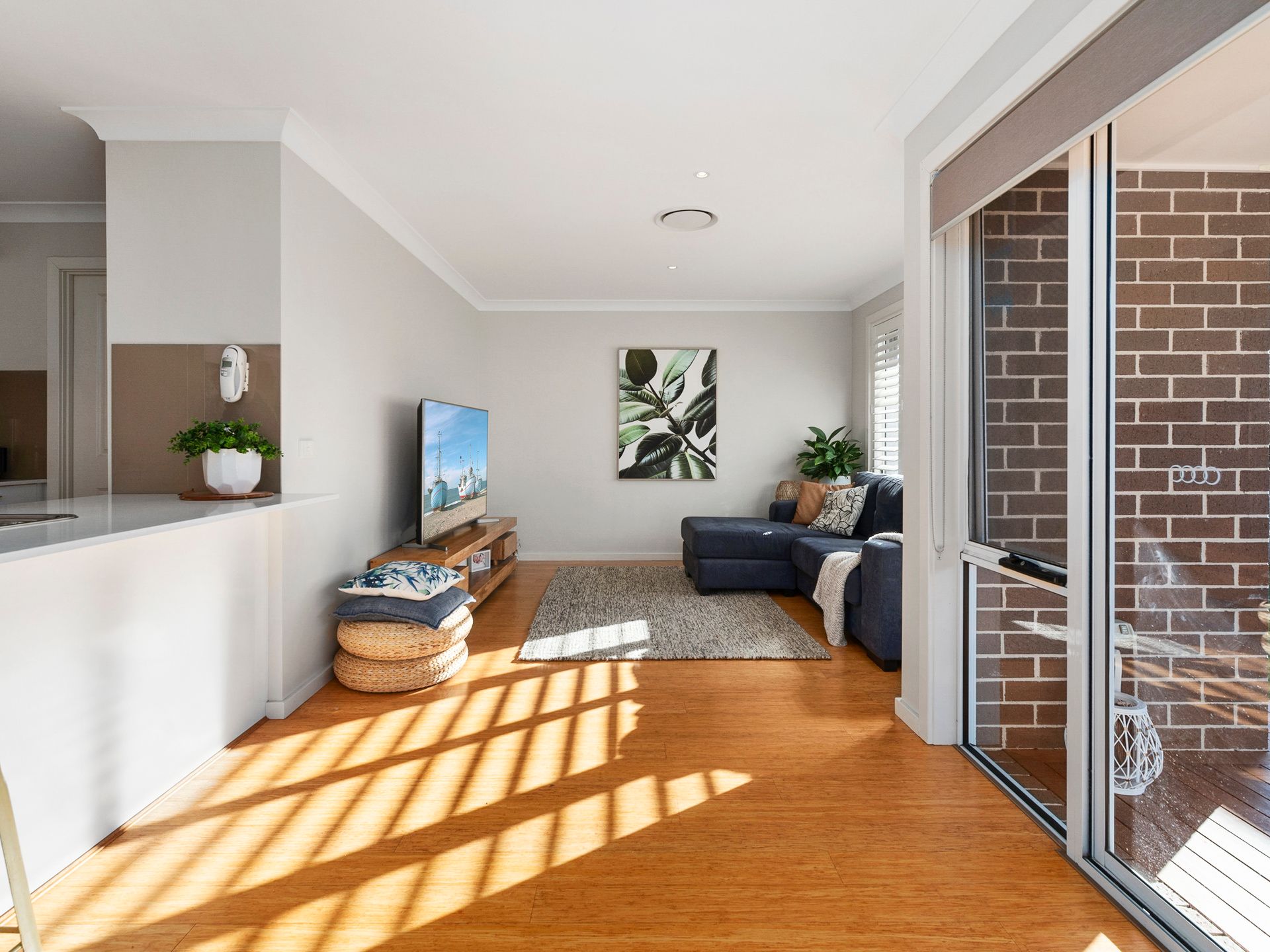 24 Young Circuit, Elderslie, NSW 2570