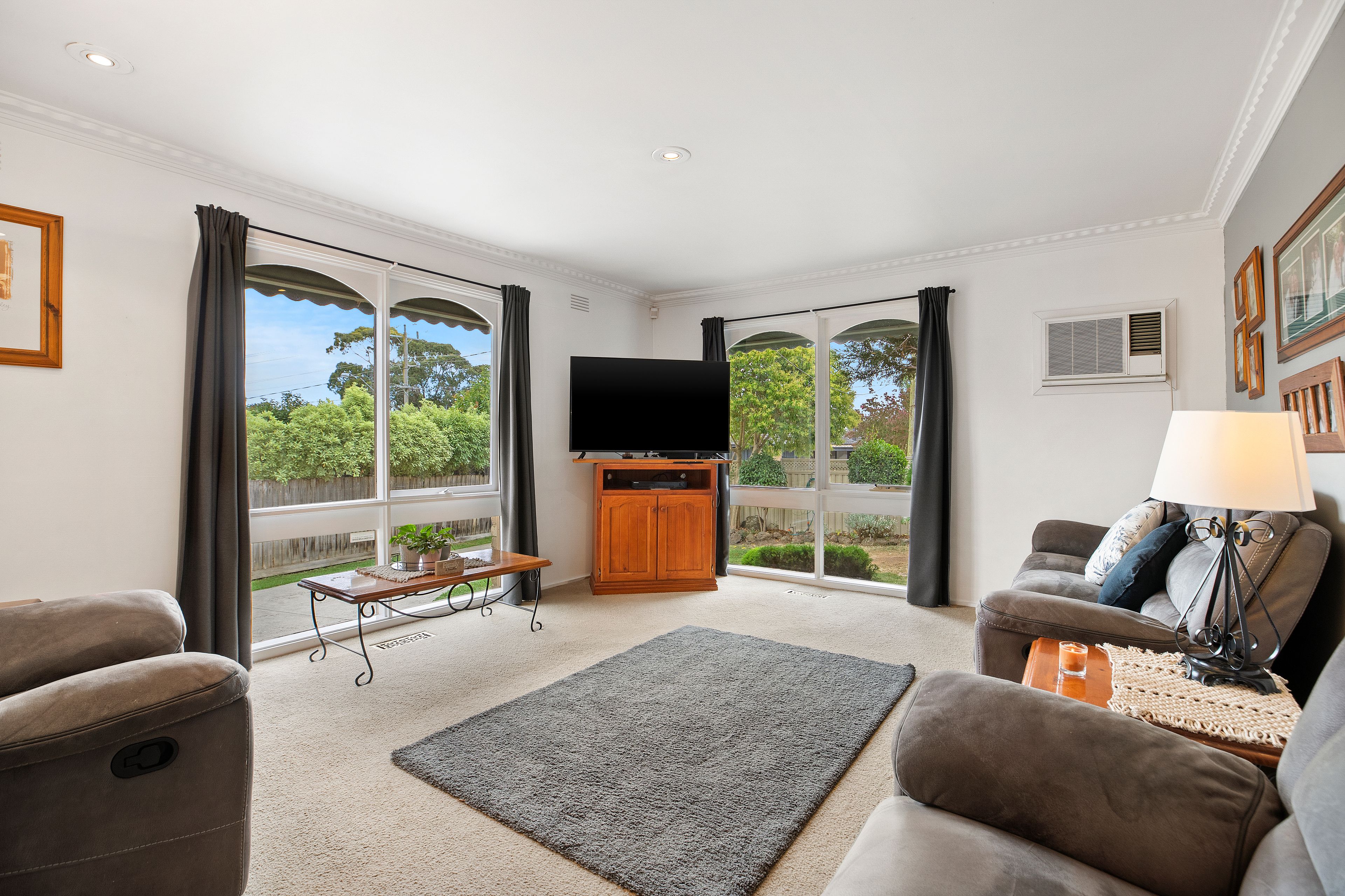 14 Mcmahons Road, Ferntree Gully, VIC 3156