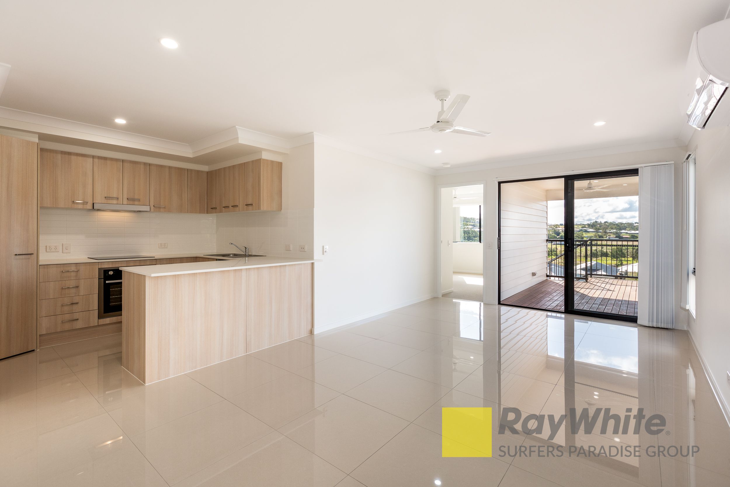 2/15 McInnes Crescent, Glenvale, QLD 4350