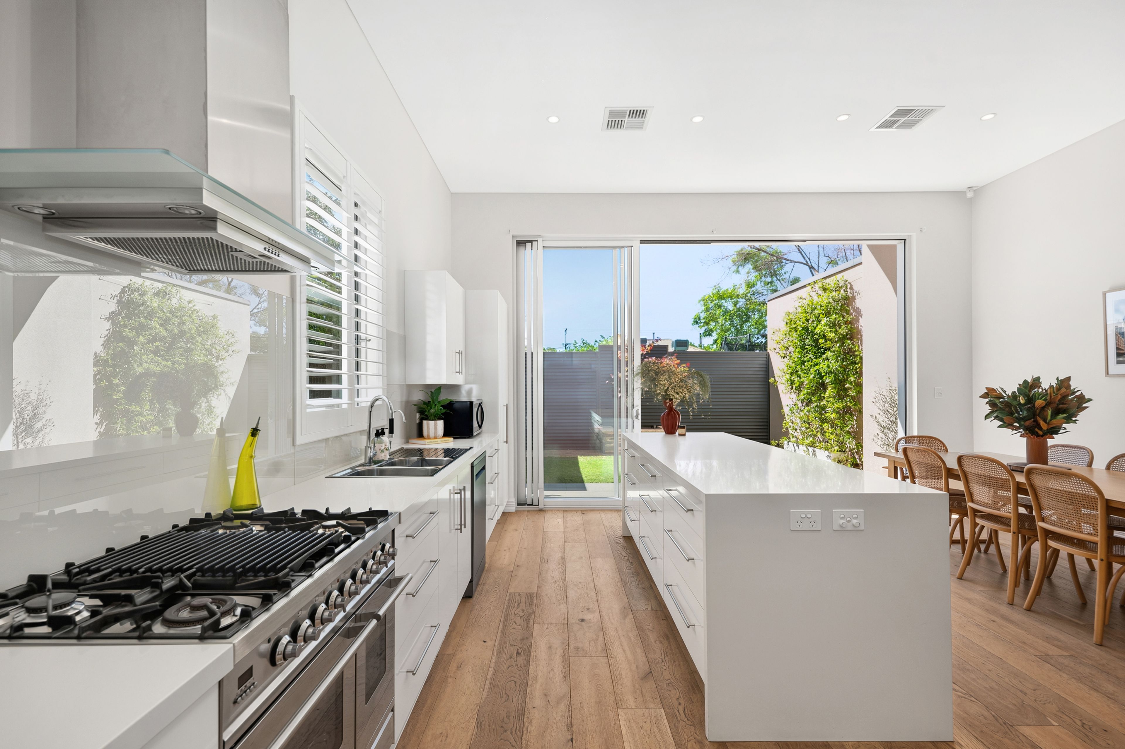 39 Gray Street — photo 4 of 15