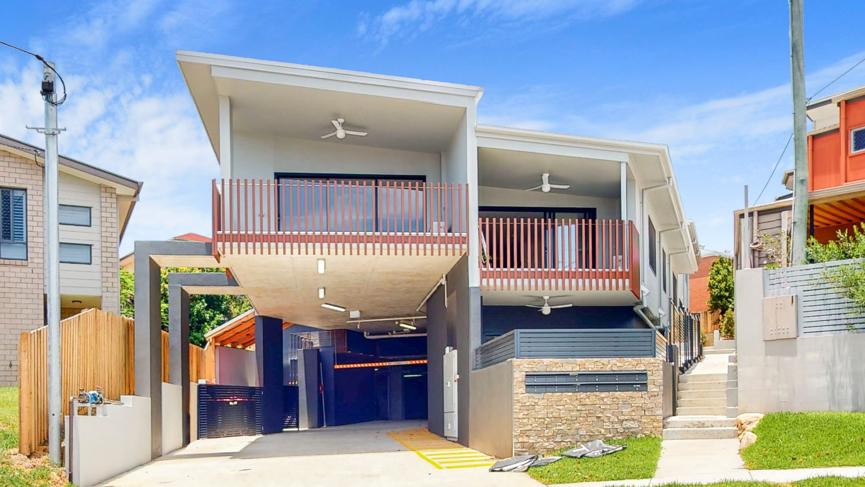 40 Embie Street, Holland Park West QLD 4121