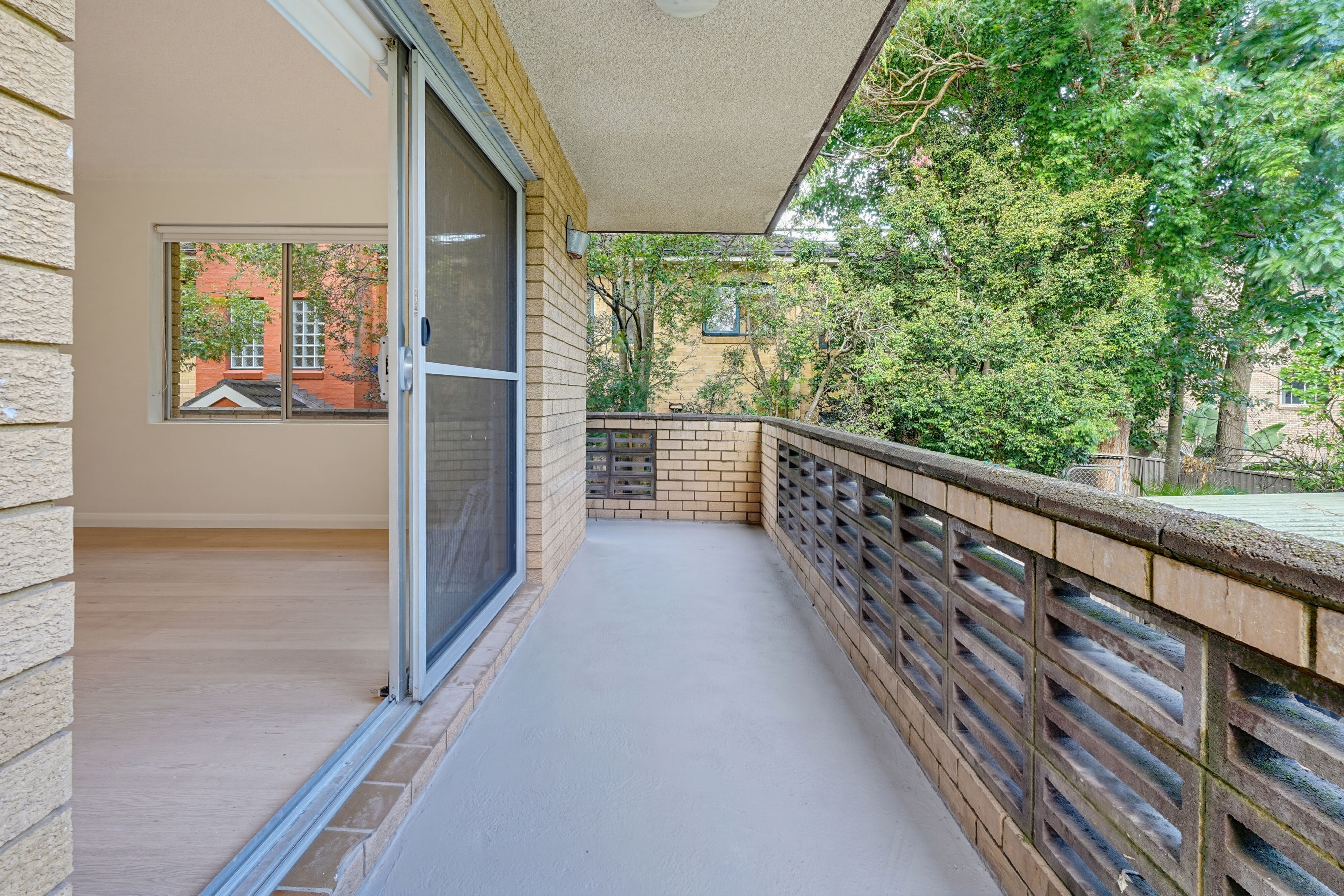 5/109 Oaks Avenue — photo 6 of 7